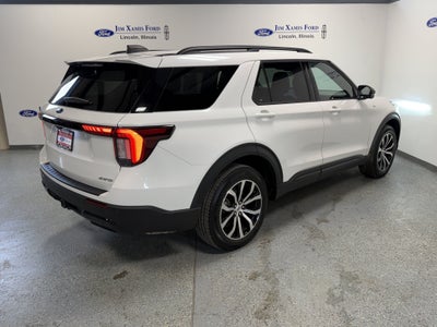2025 Ford Explorer ST-Line