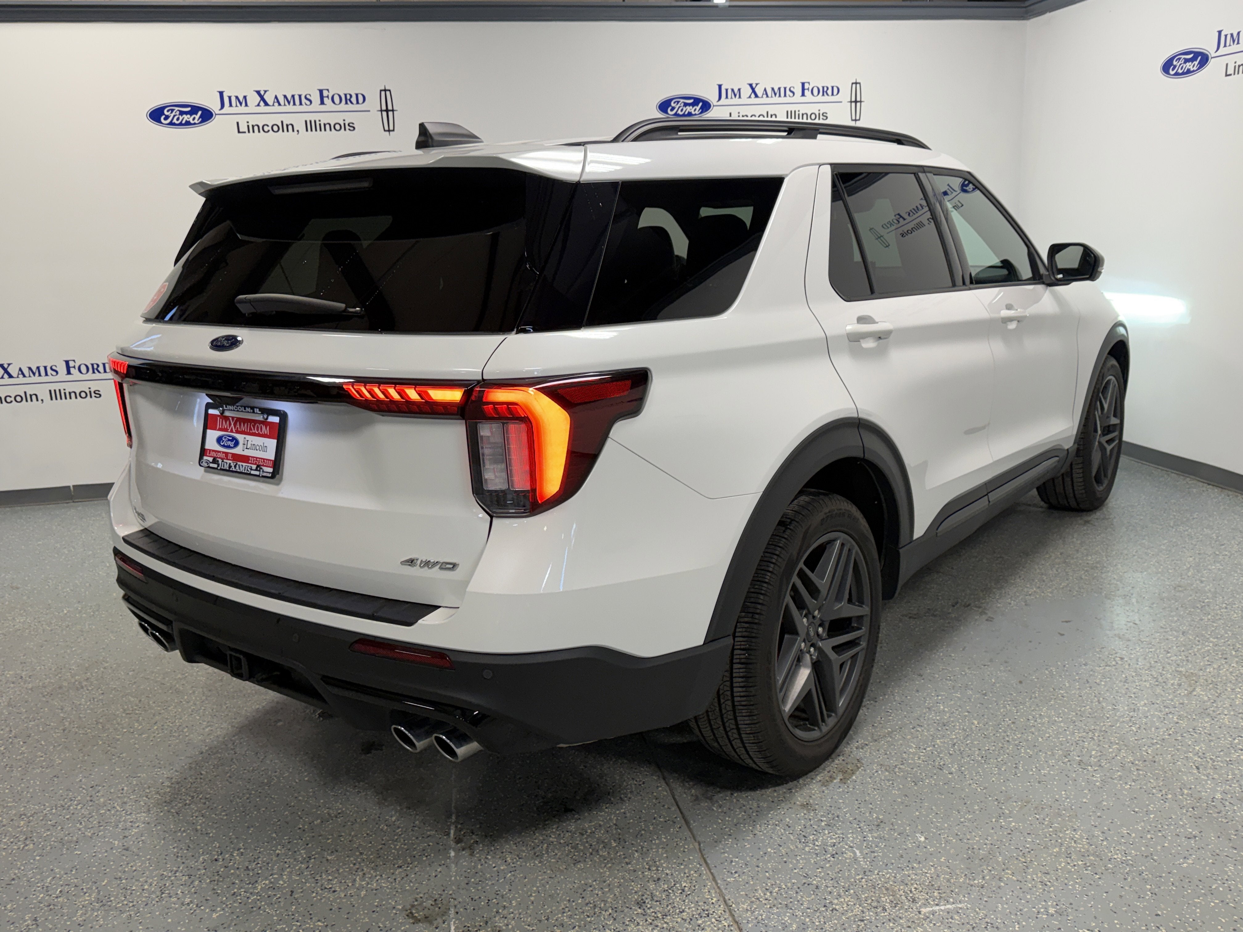 2025 Ford Explorer ST