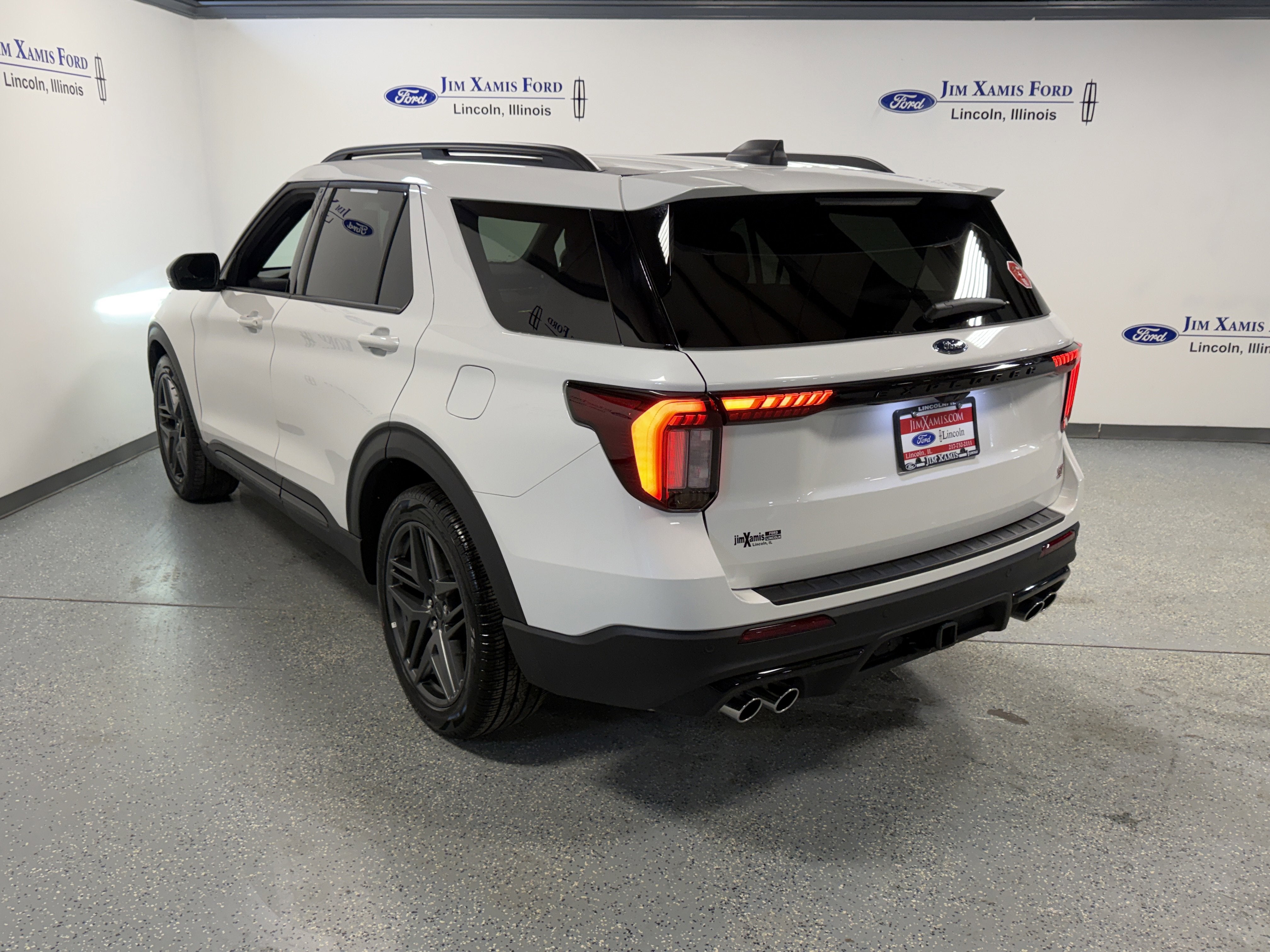 2025 Ford Explorer ST