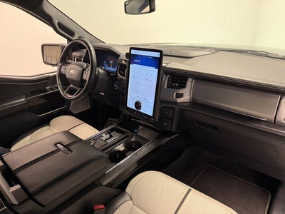 2022 Ford F-150 Lightning Platinum