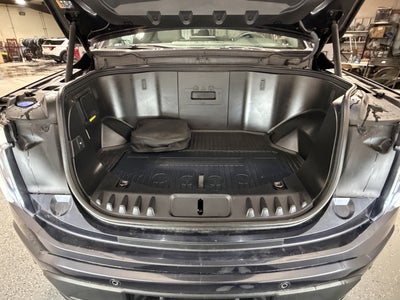 2022 Ford F-150 Lightning Platinum