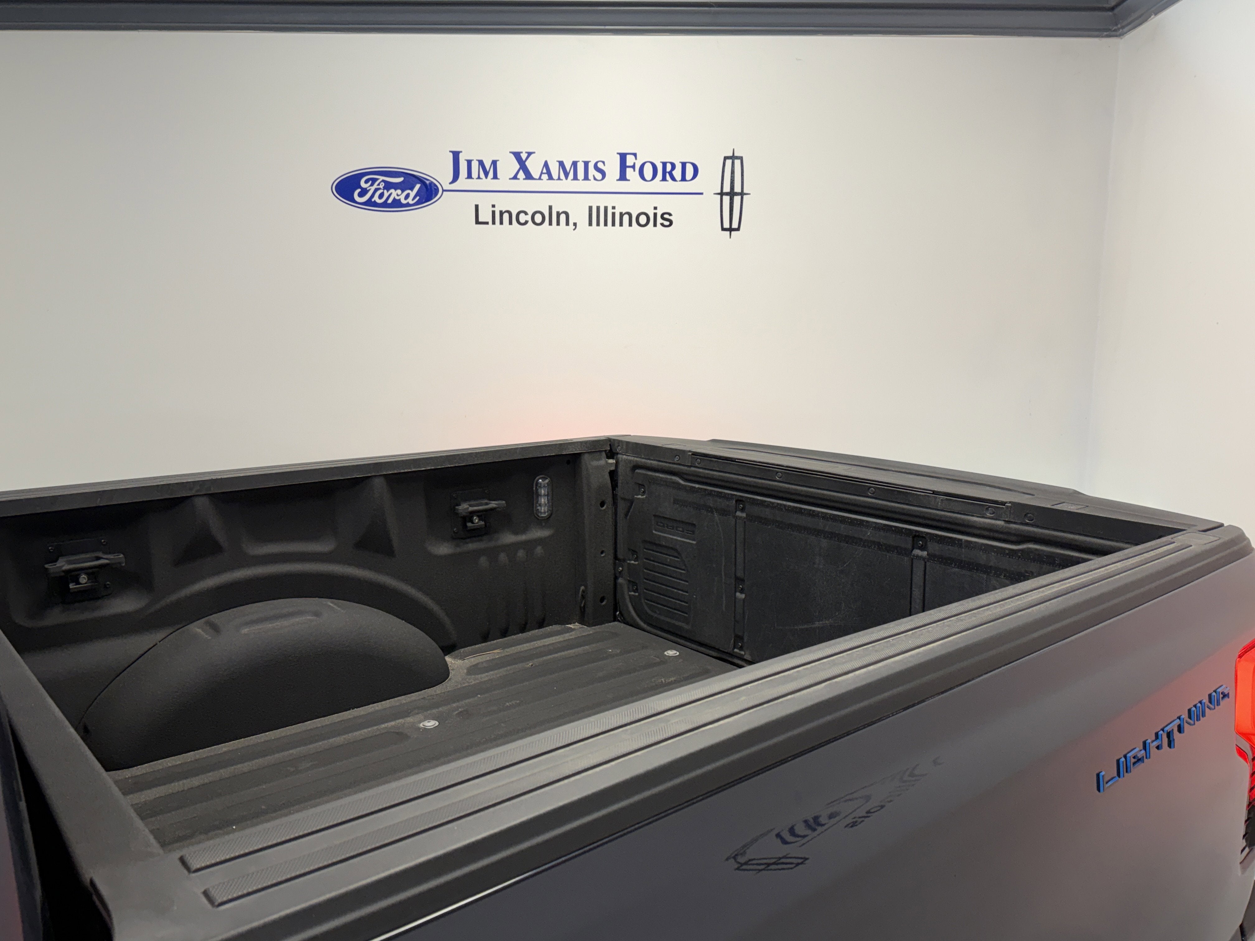 2022 Ford F-150 Lightning Platinum