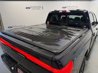 2025 Ford F-150 Lightning LARIAT