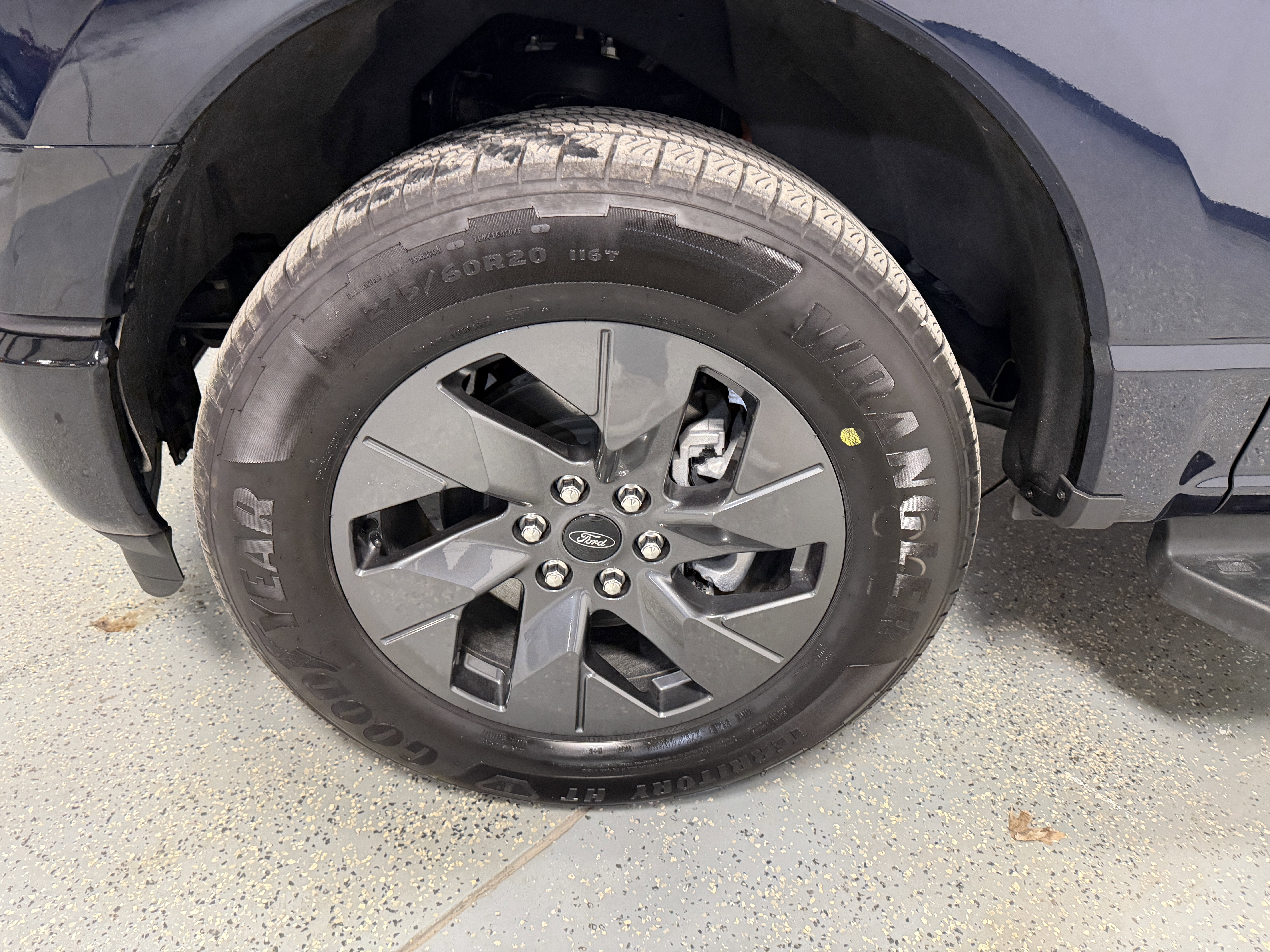 2025 Ford F-150 Lightning LARIAT