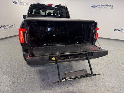 2025 Ford F-150 Lightning LARIAT