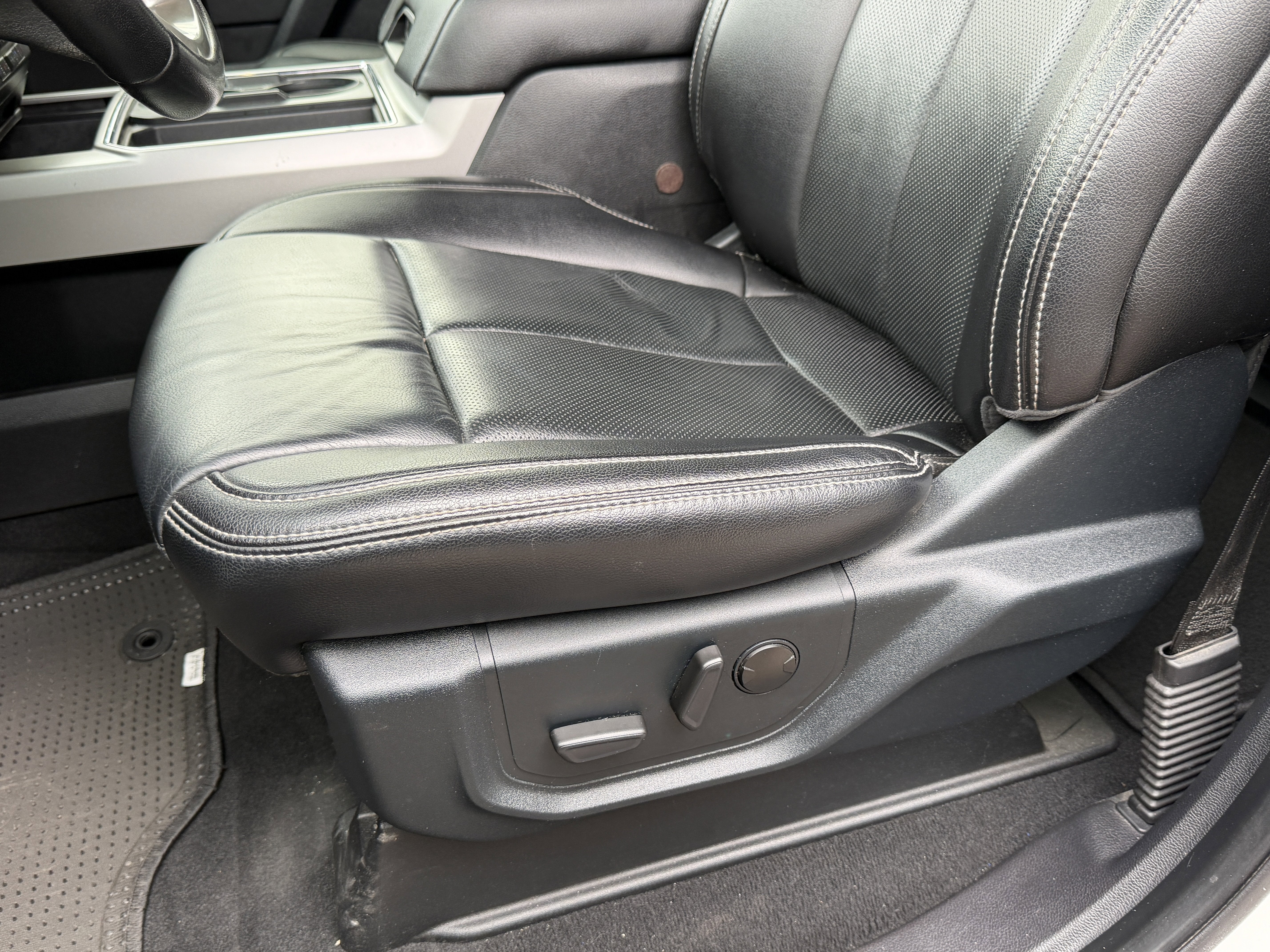 2021 Ford Super Duty F-250 SRW LARIAT