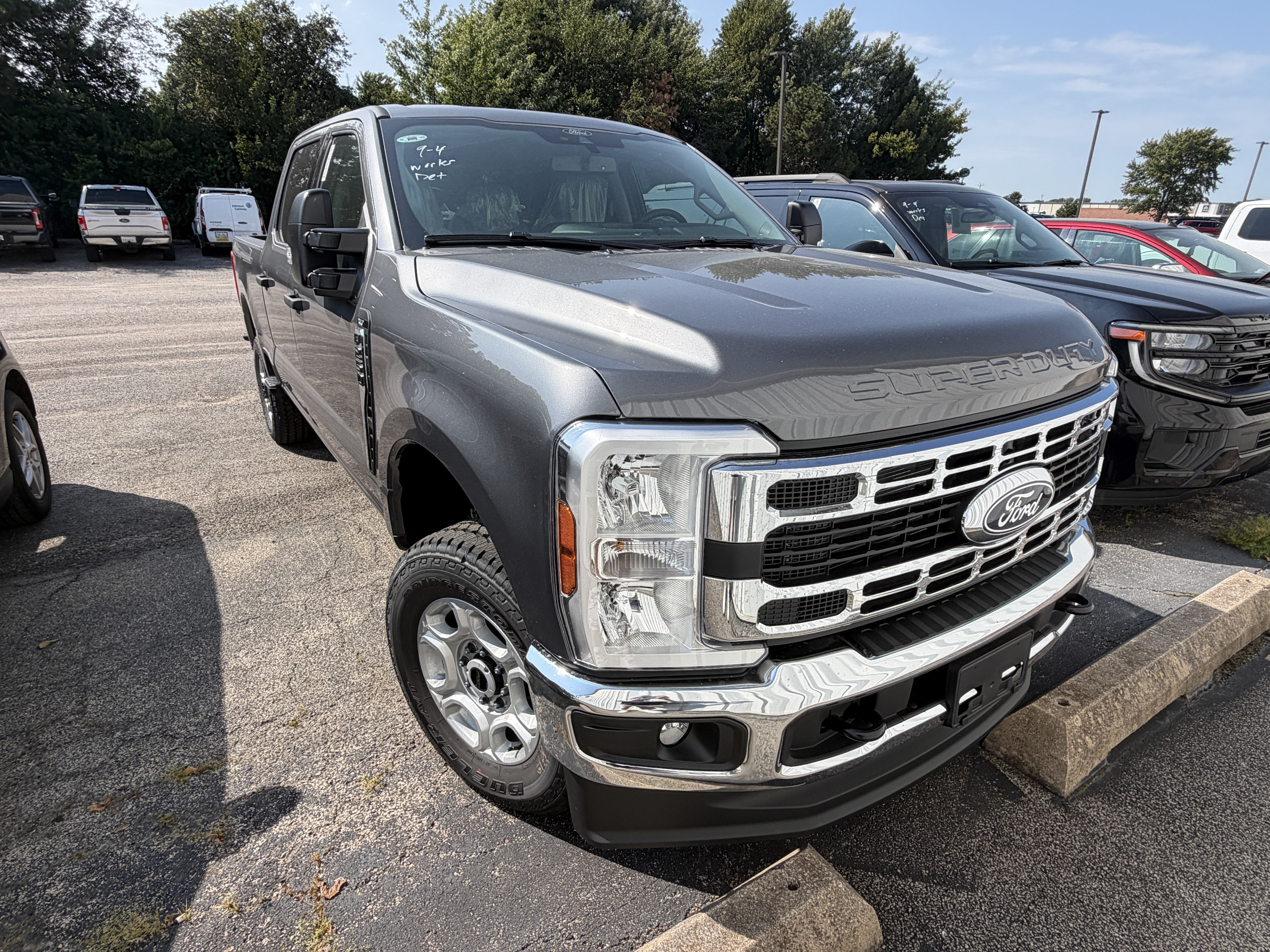 2027 Ford Super Duty F-250 SRW XLT