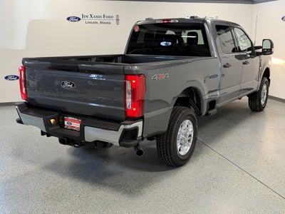 2027 Ford Super Duty F-250 SRW XLT