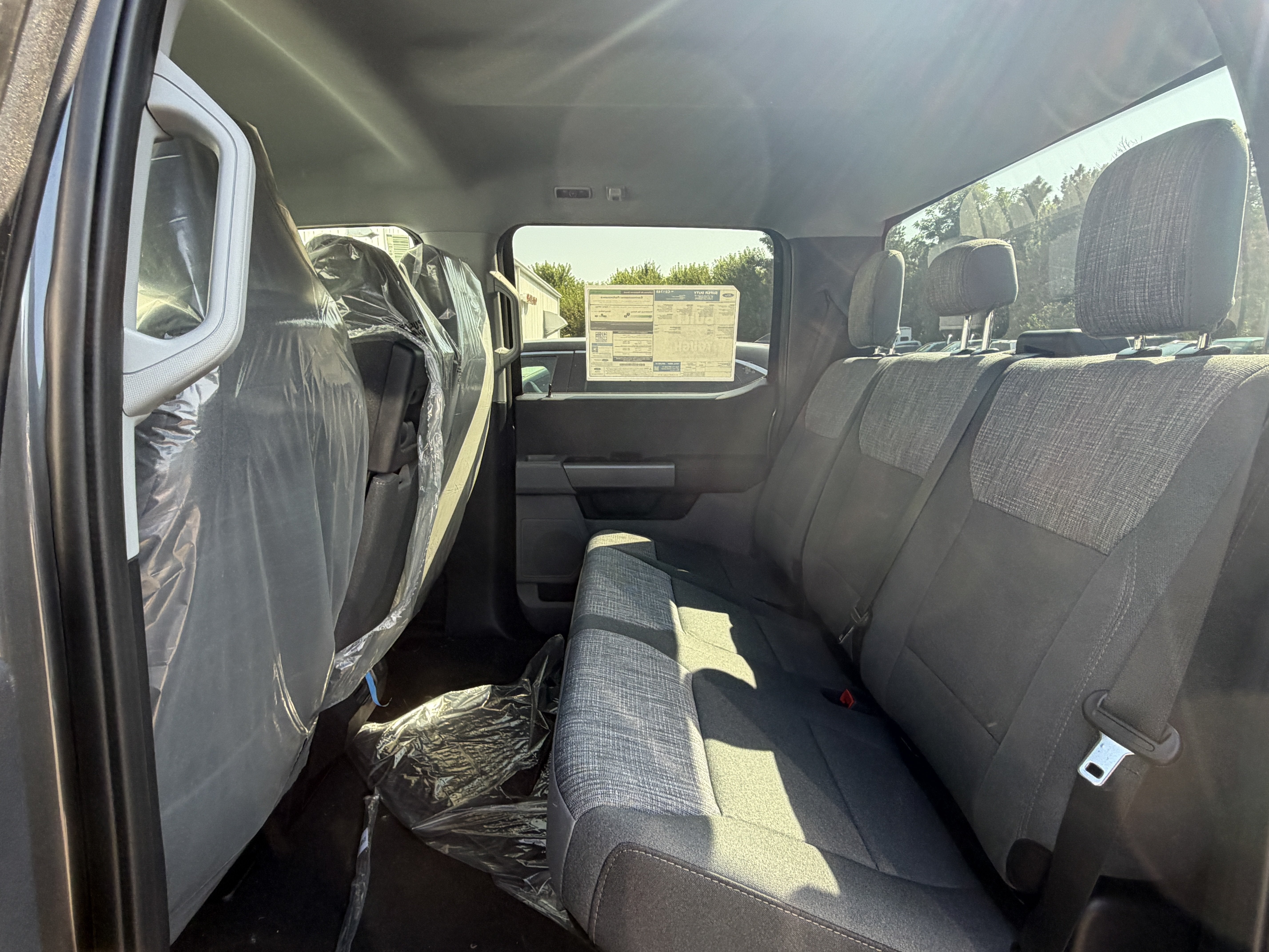2027 Ford Super Duty F-250 SRW XLT