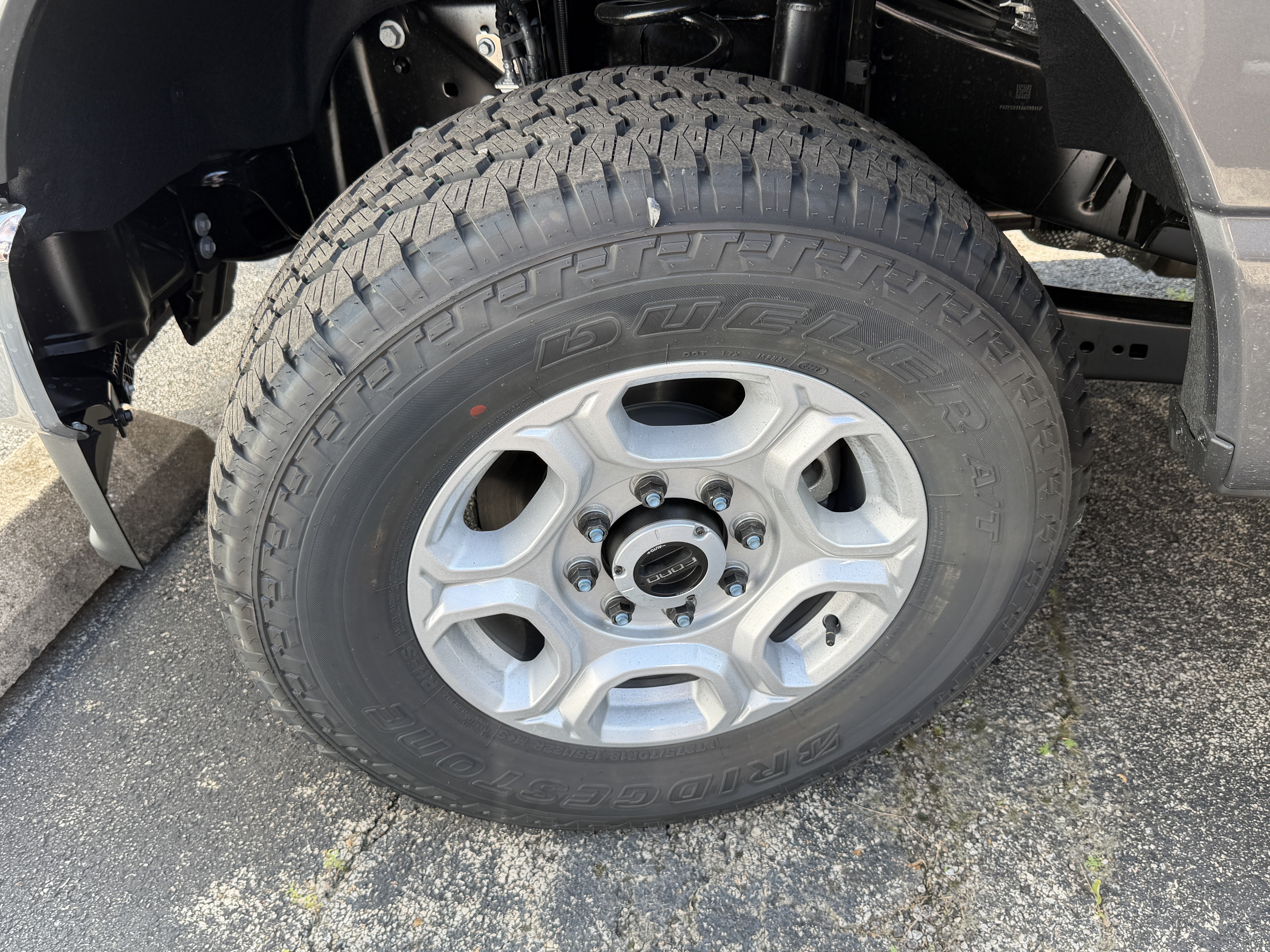 2027 Ford Super Duty F-250 SRW XLT