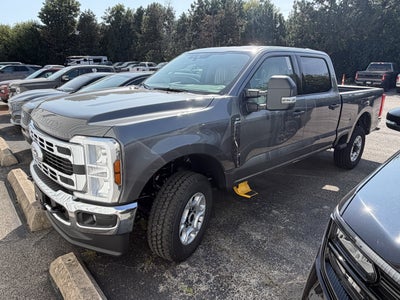 2027 Ford Super Duty F-250 SRW XLT