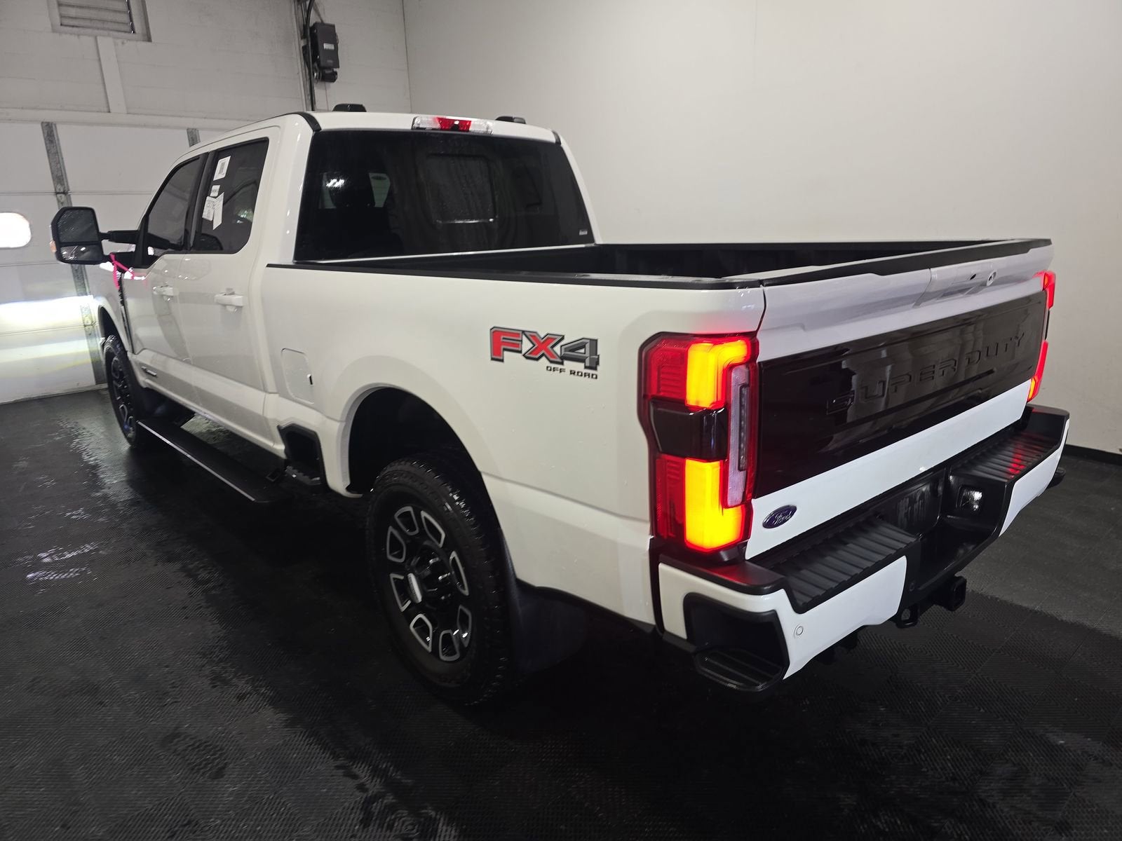 2025 Ford Super Duty F-250 SRW Platinum