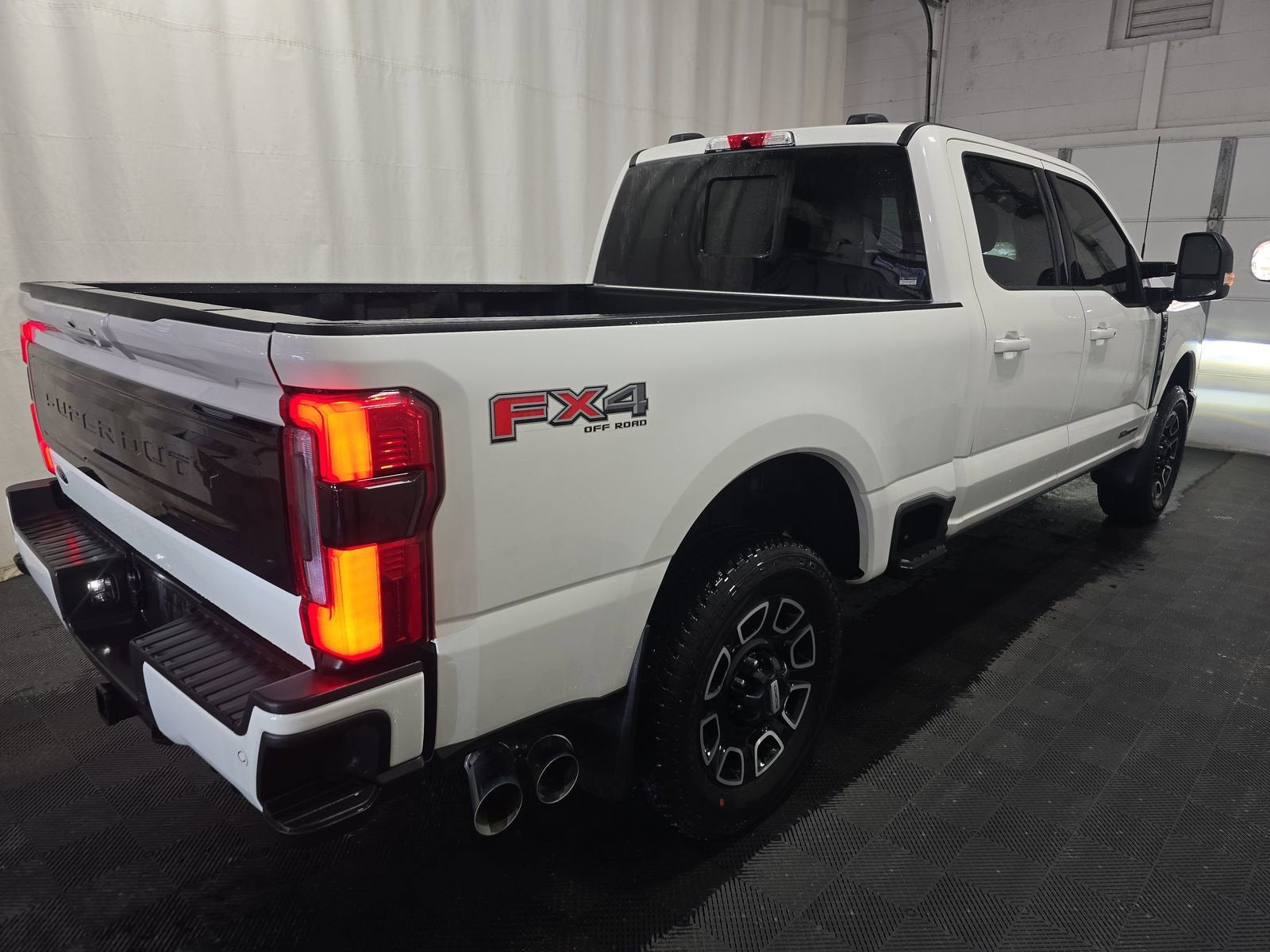 2025 Ford Super Duty F-250 SRW Platinum