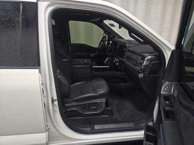 2025 Ford Super Duty F-250 SRW Platinum