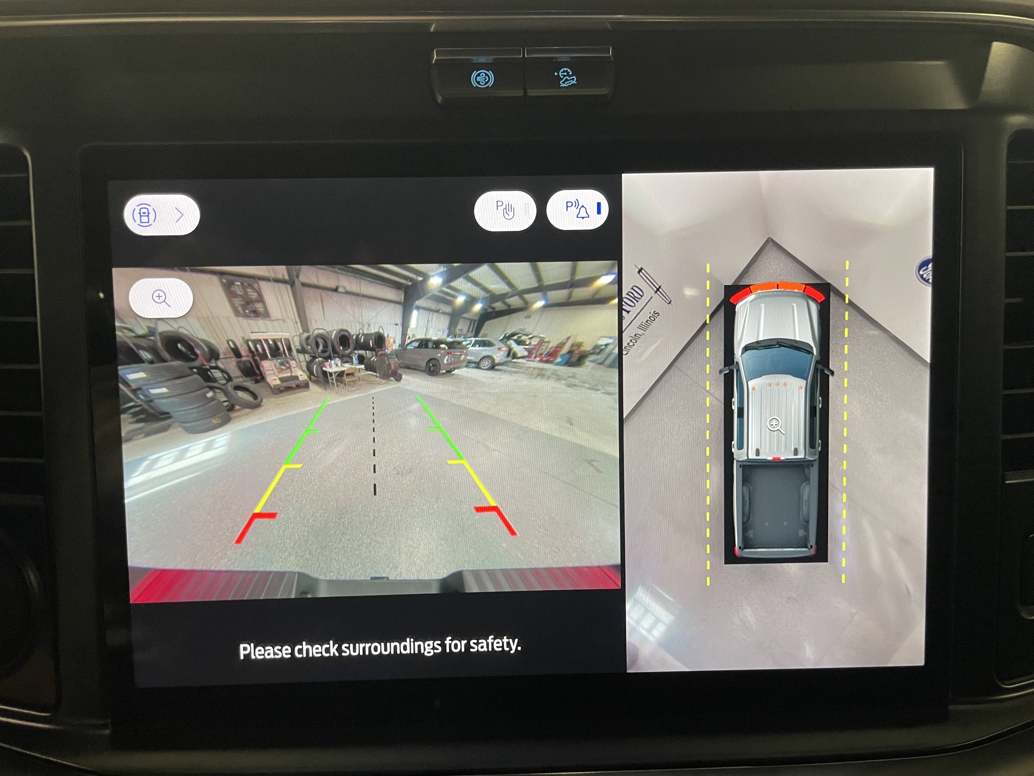 2025 Ford Super Duty F-250 SRW Platinum