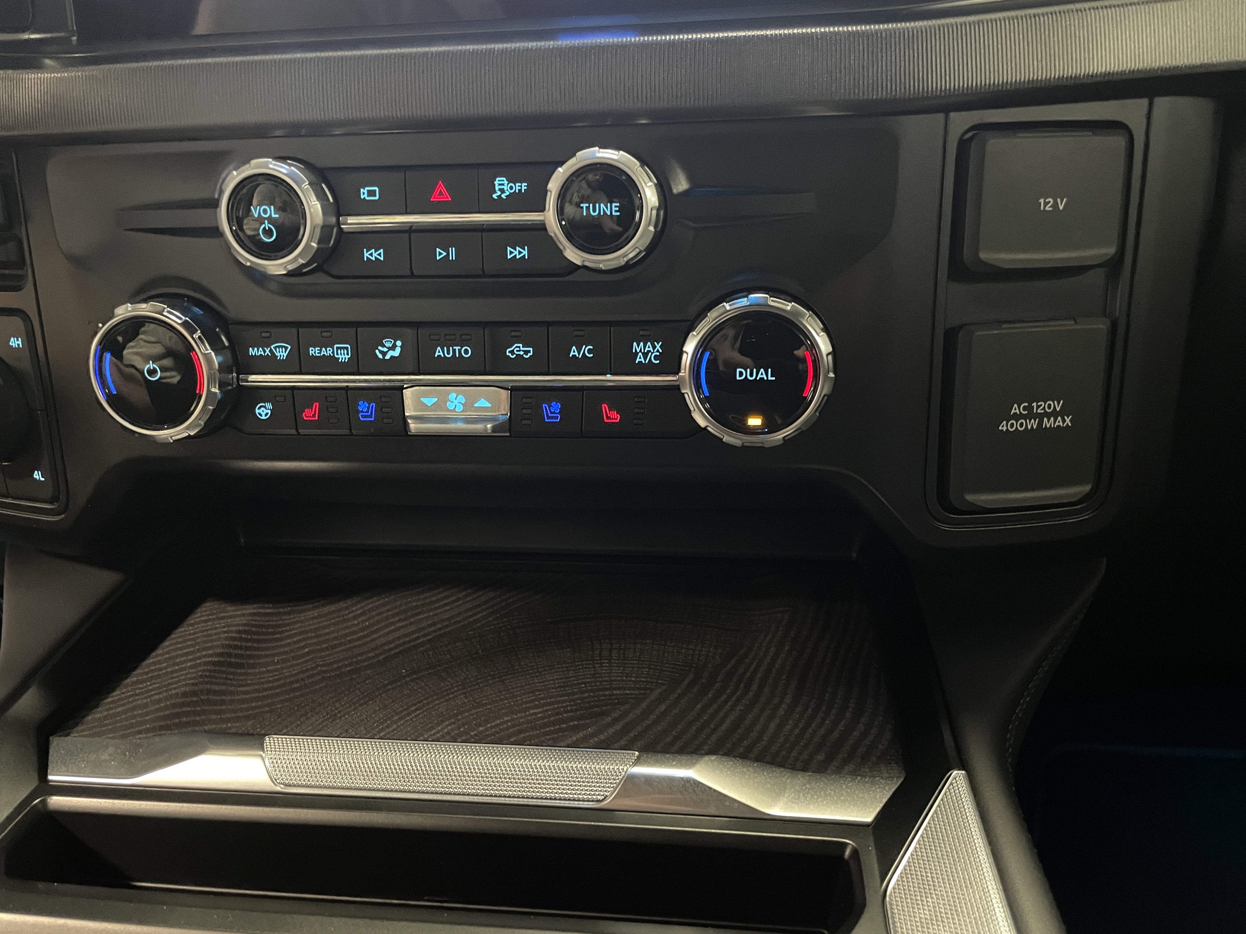 2025 Ford Super Duty F-250 SRW Platinum