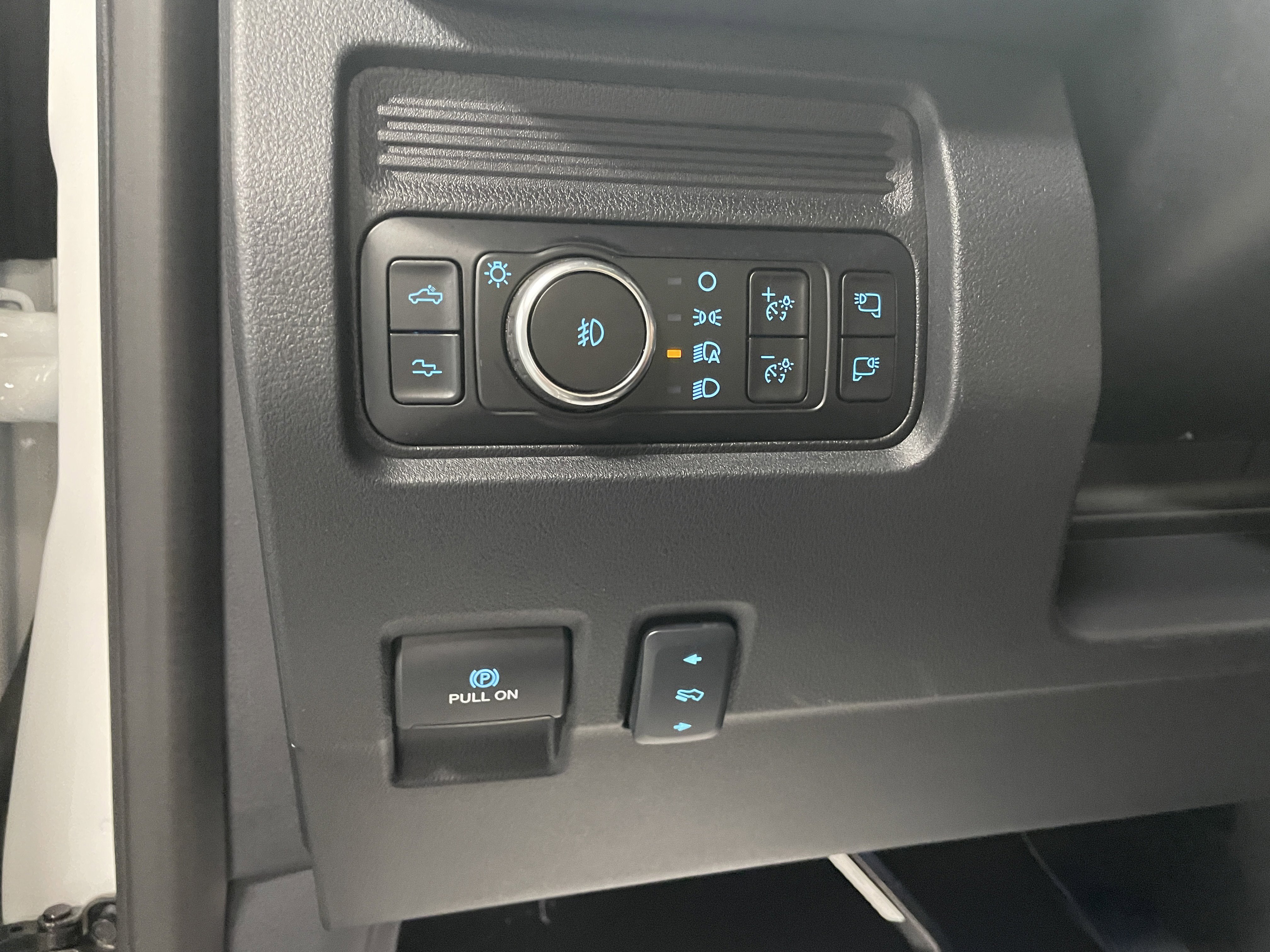 2025 Ford Super Duty F-250 SRW Platinum