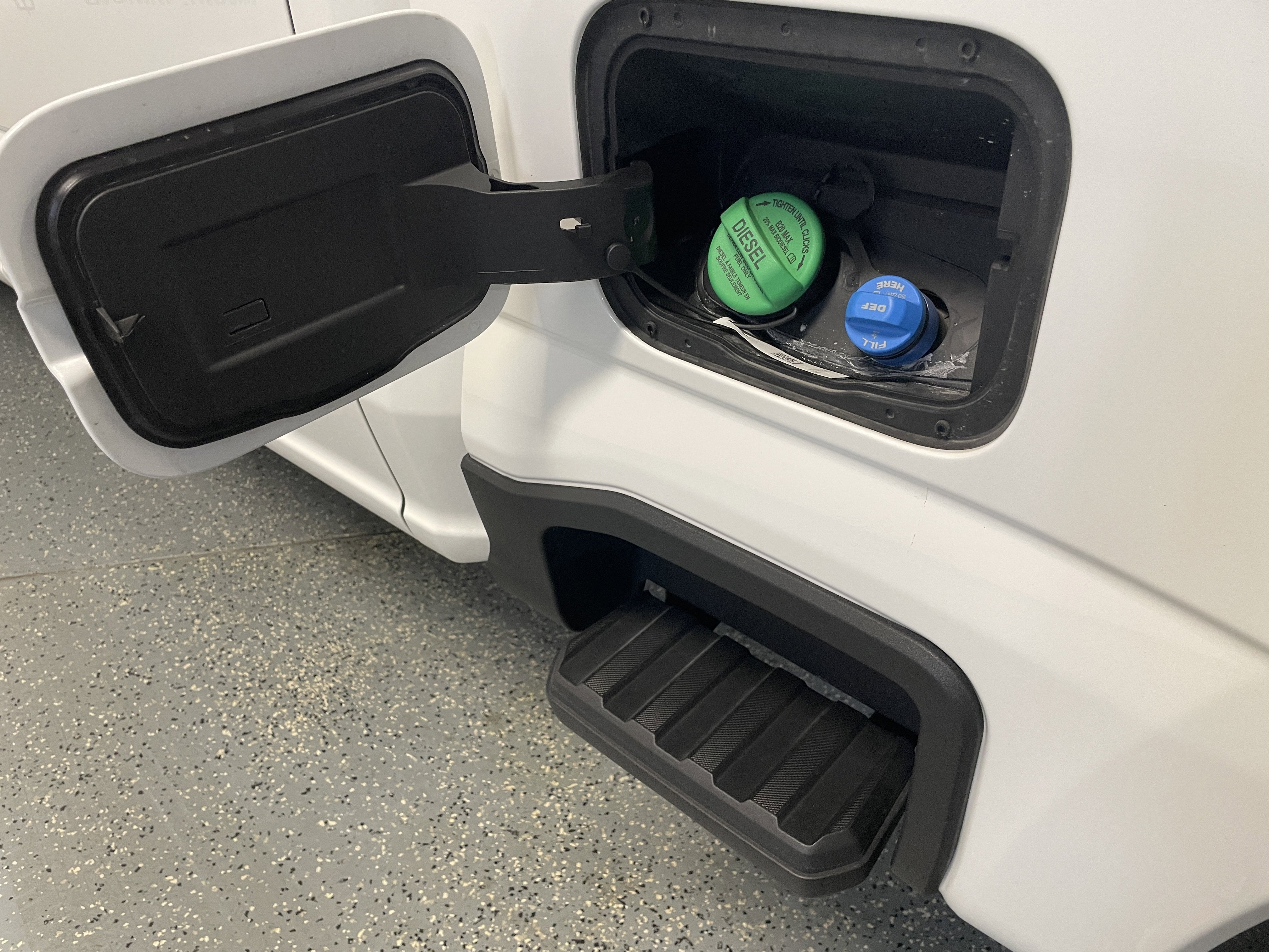 2025 Ford Super Duty F-250 SRW Platinum