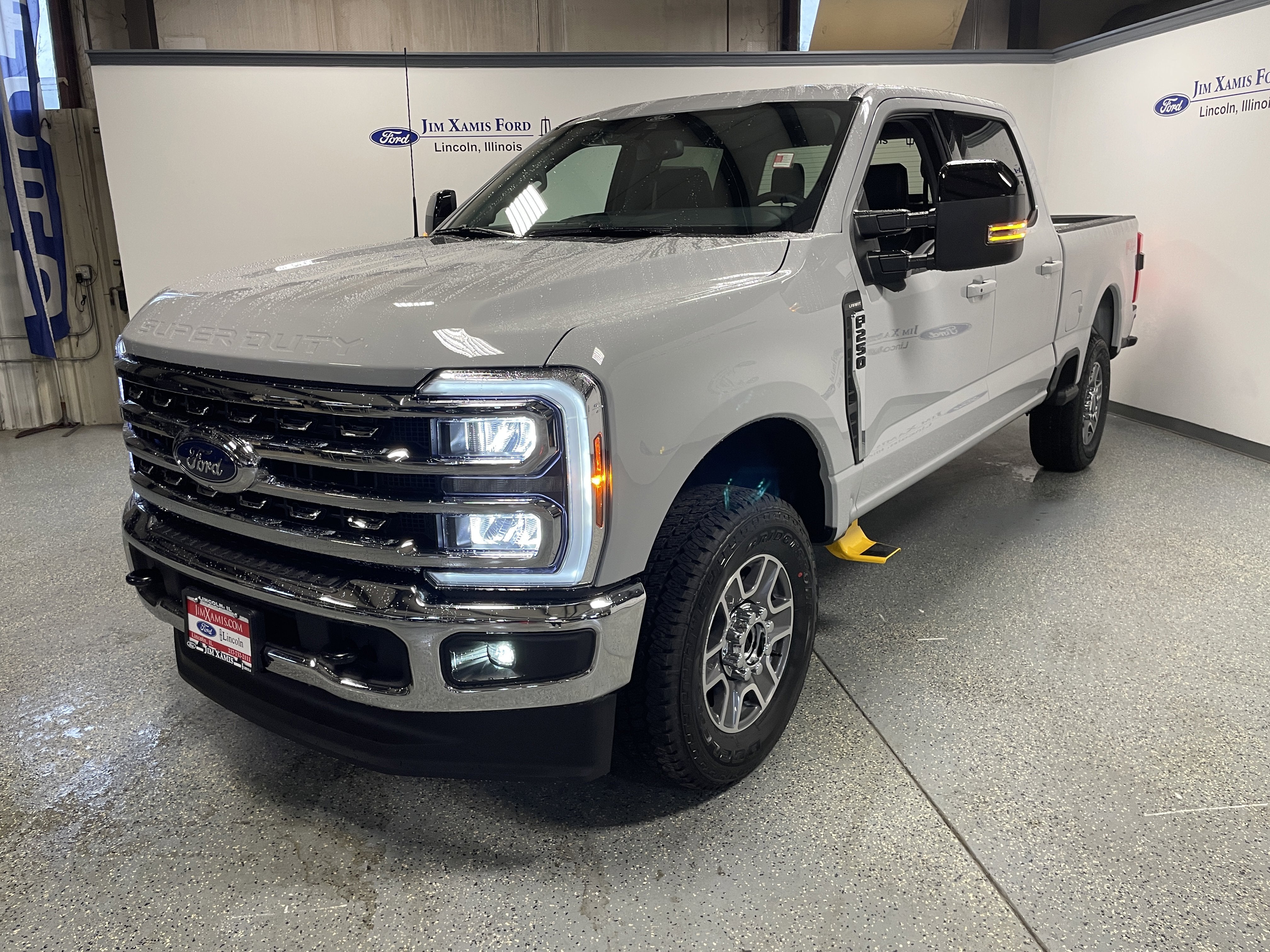 2026 Ford Super Duty F-250 SRW LARIAT