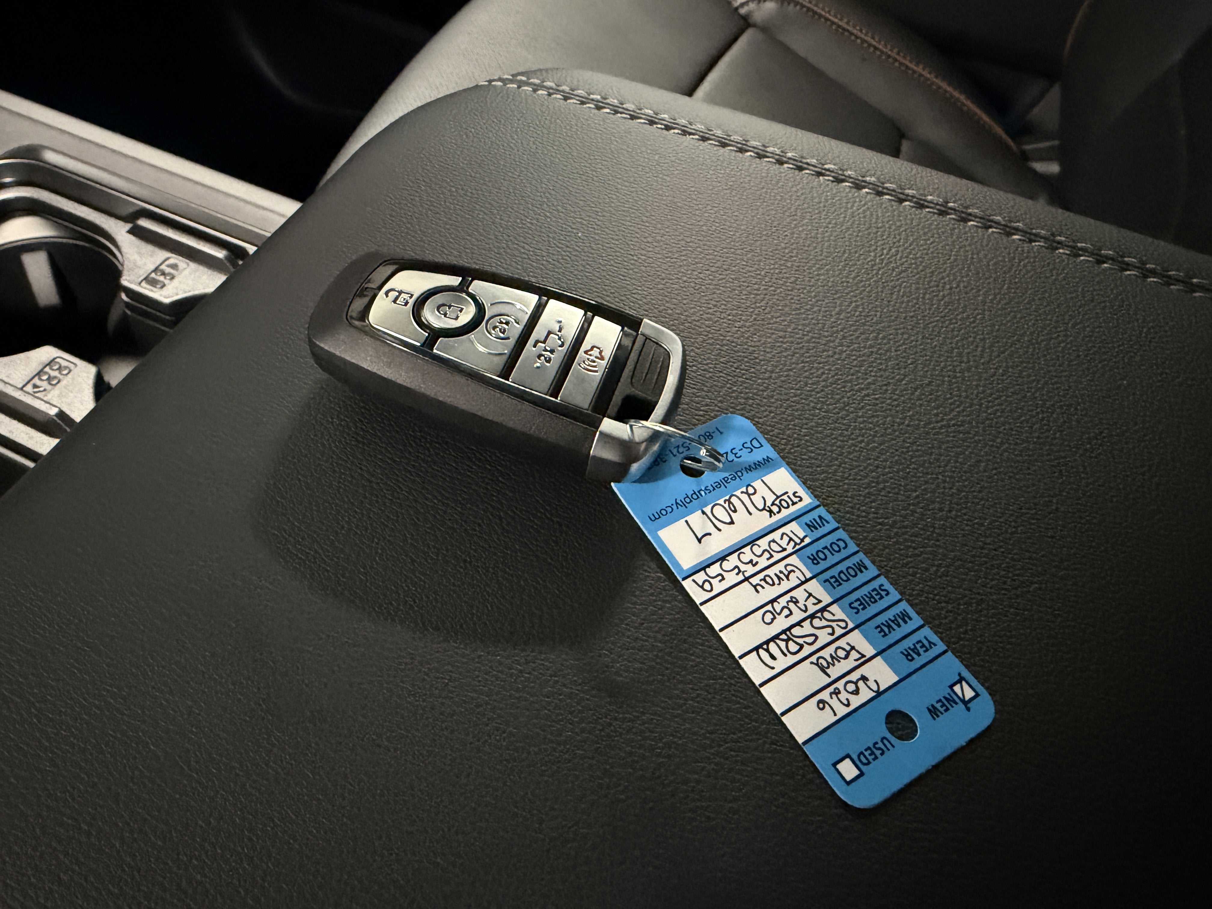 2026 Ford Super Duty F-250 SRW LARIAT