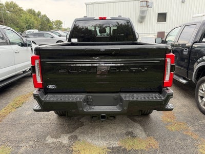 2027 Ford Super Duty F-350 SRW Platinum