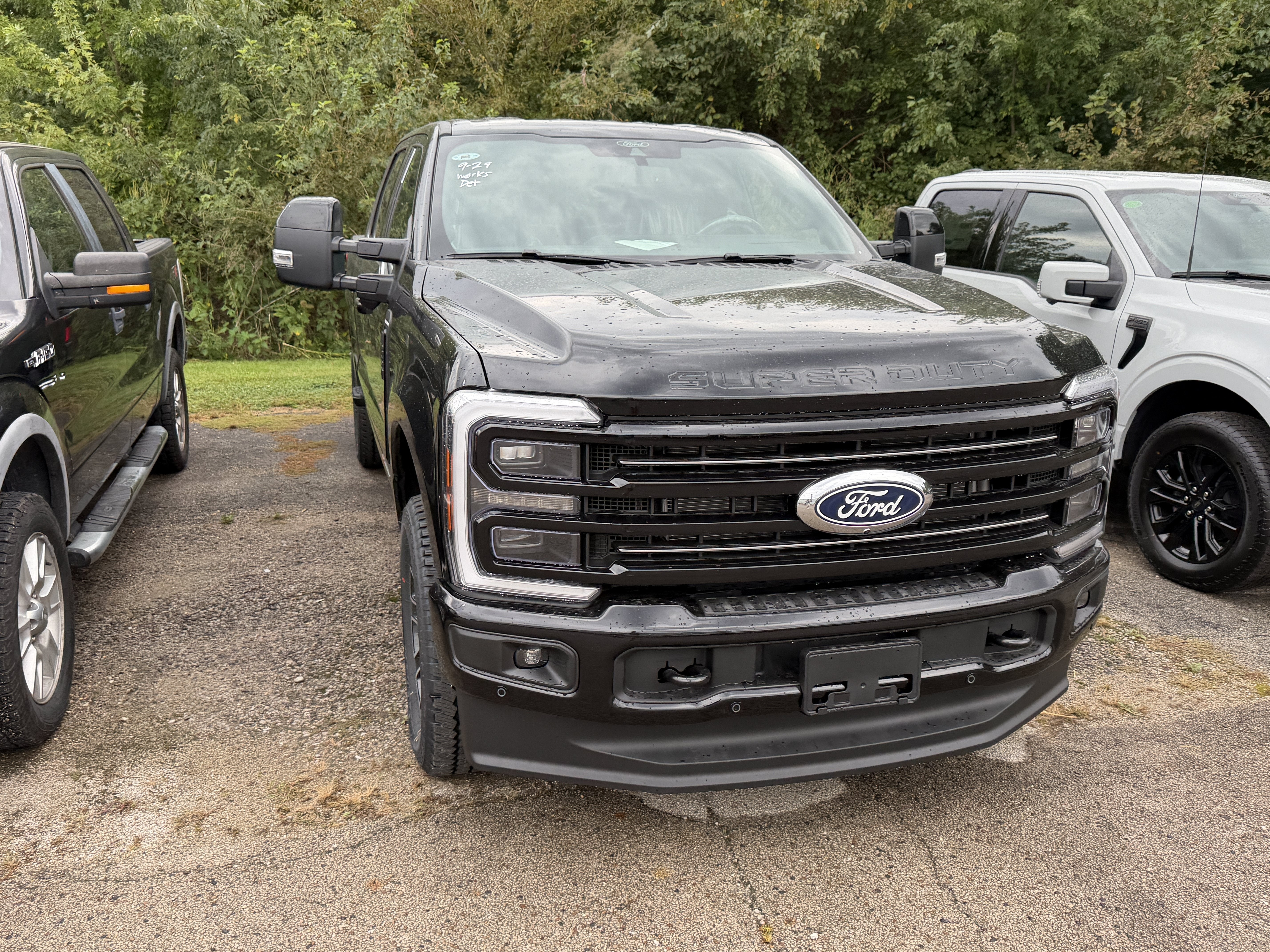 2027 Ford Super Duty F-350 SRW Platinum