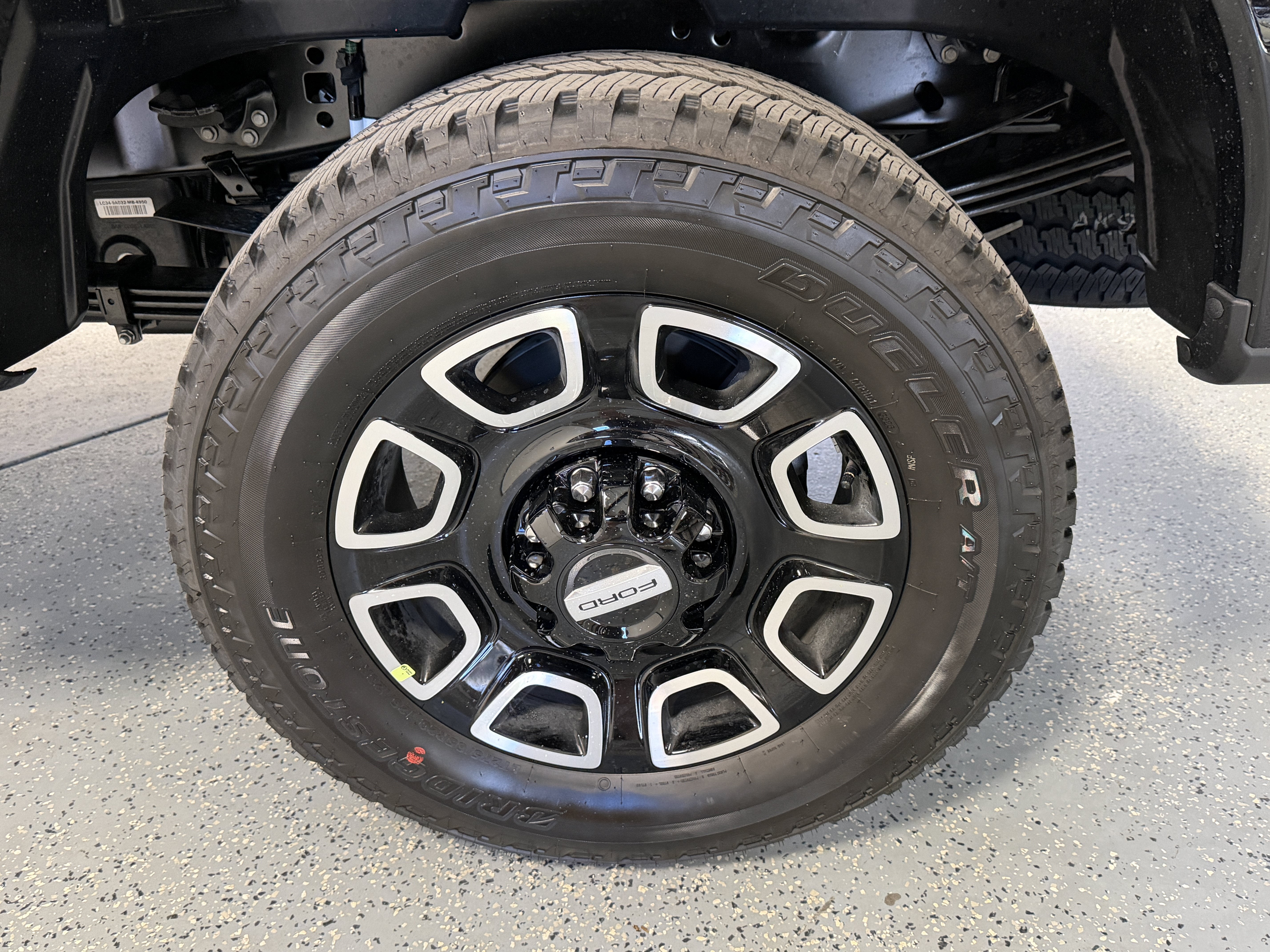 2027 Ford Super Duty F-350 SRW Platinum