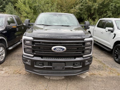 2027 Ford Super Duty F-350 SRW Platinum