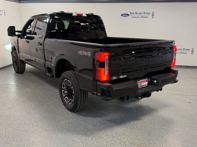 2027 Ford Super Duty F-350 SRW Platinum