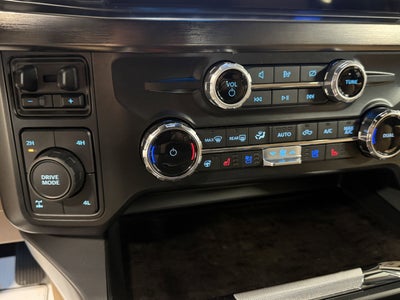 2024 Ford Super Duty F-350 SRW LARIAT