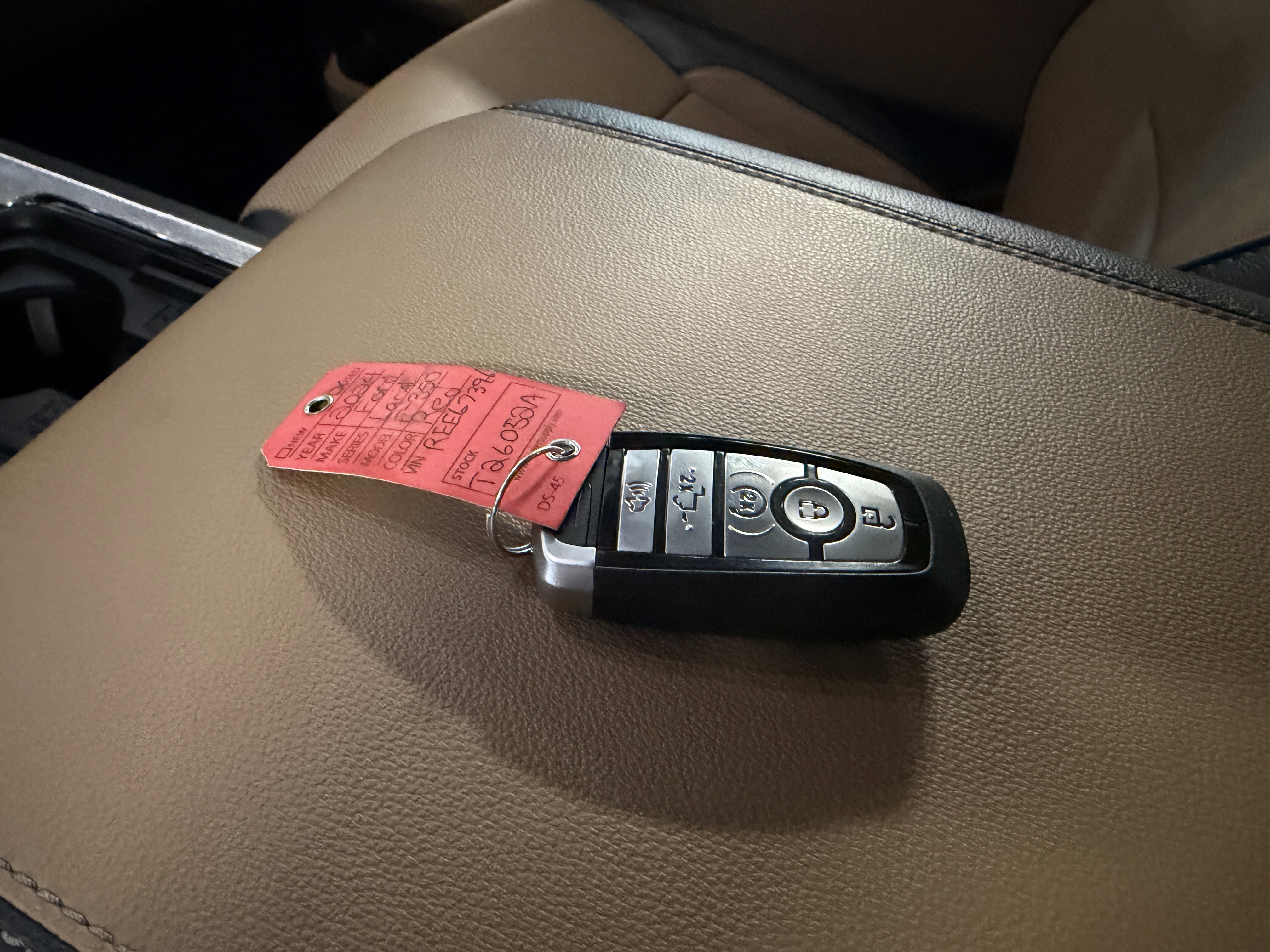 2024 Ford Super Duty F-350 SRW LARIAT