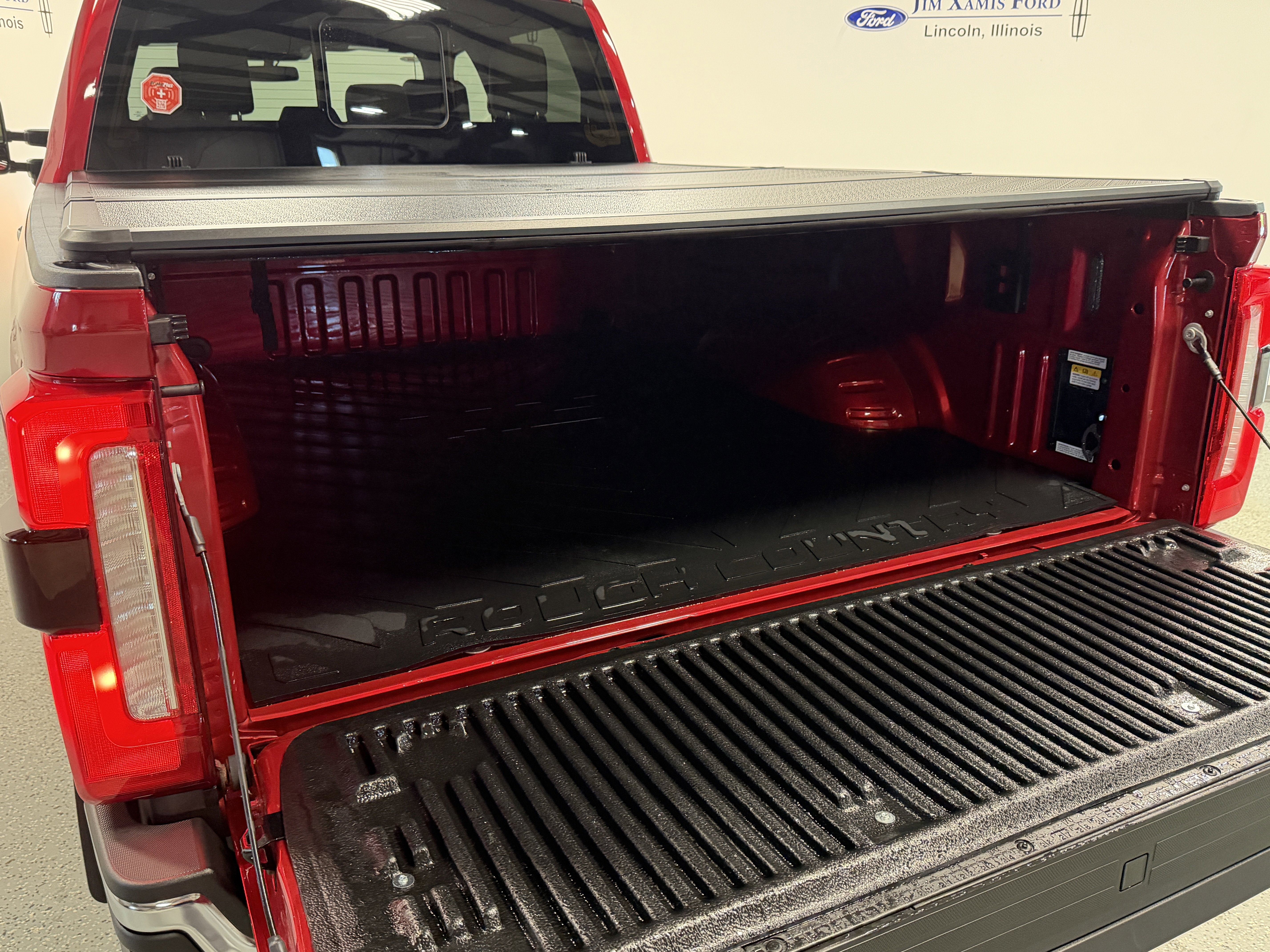 2024 Ford Super Duty F-350 SRW LARIAT
