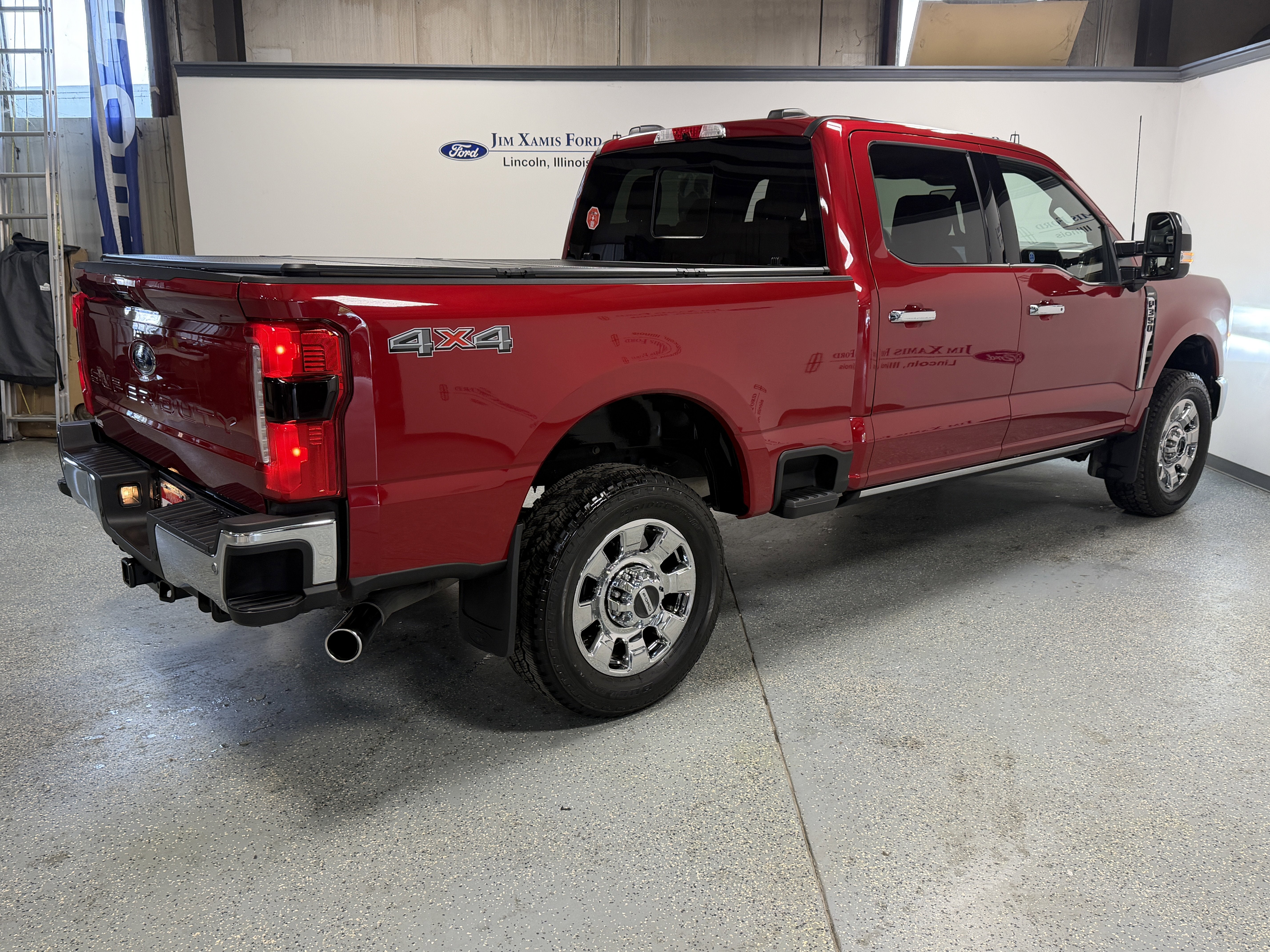 2024 Ford Super Duty F-350 SRW LARIAT