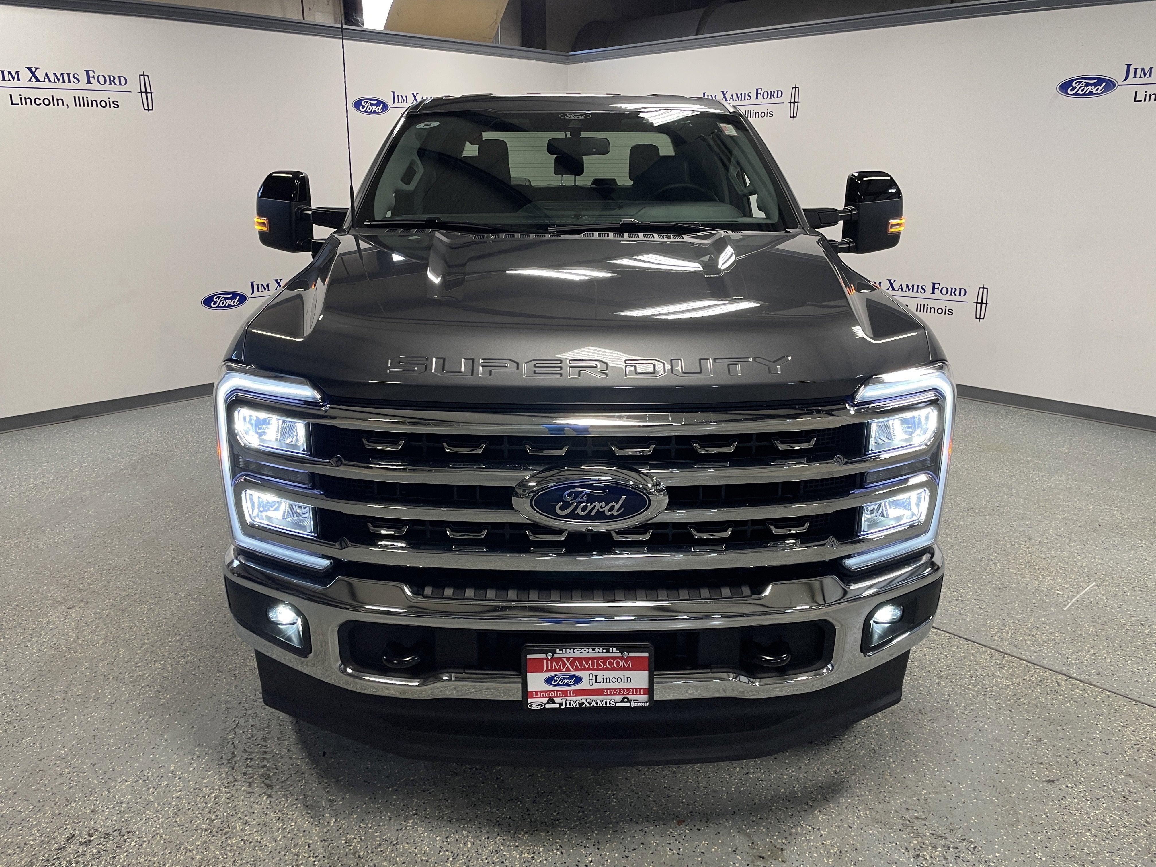 2026 Ford Super Duty F-350 SRW LARIAT
