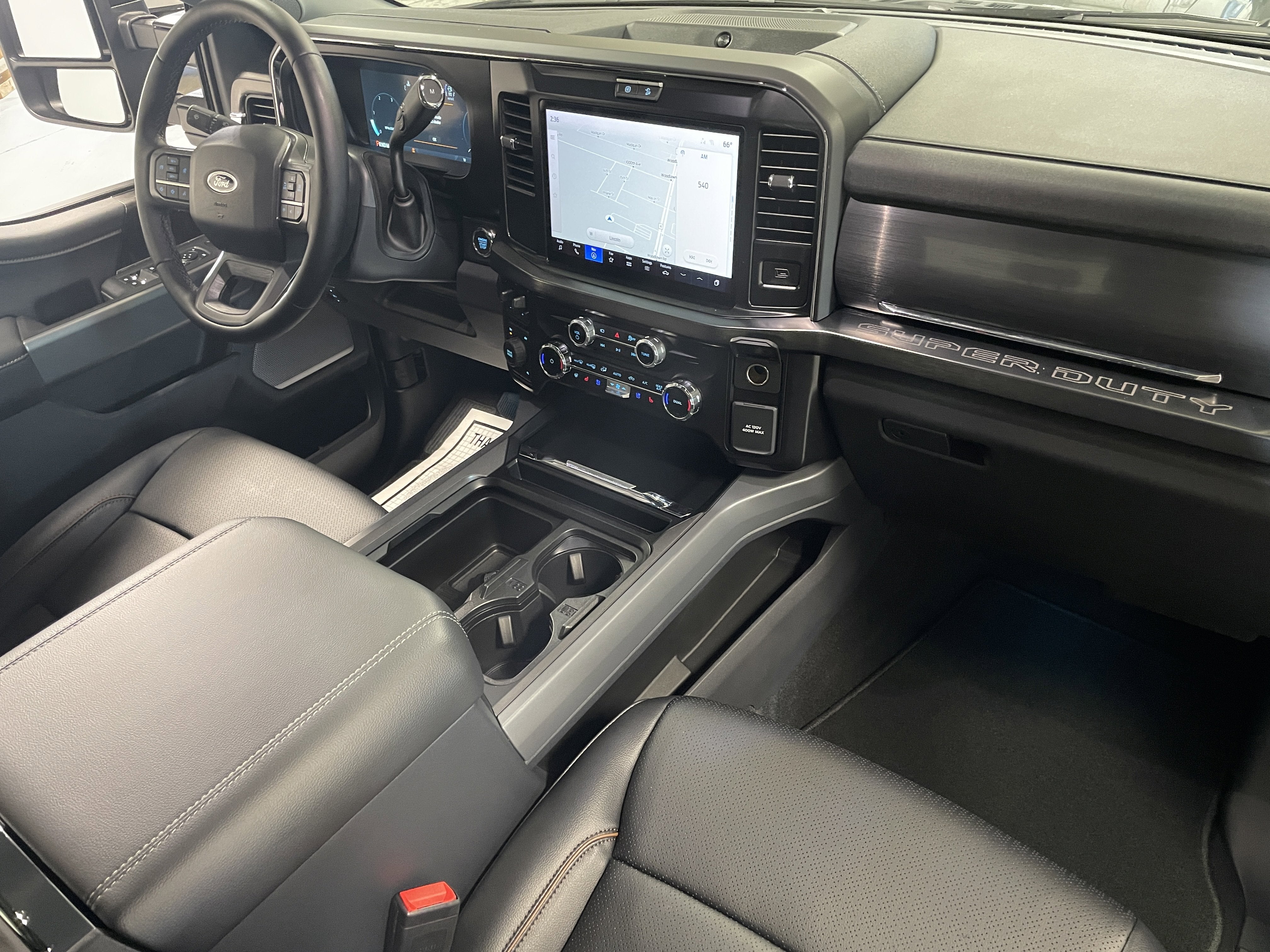 2026 Ford Super Duty F-350 SRW LARIAT