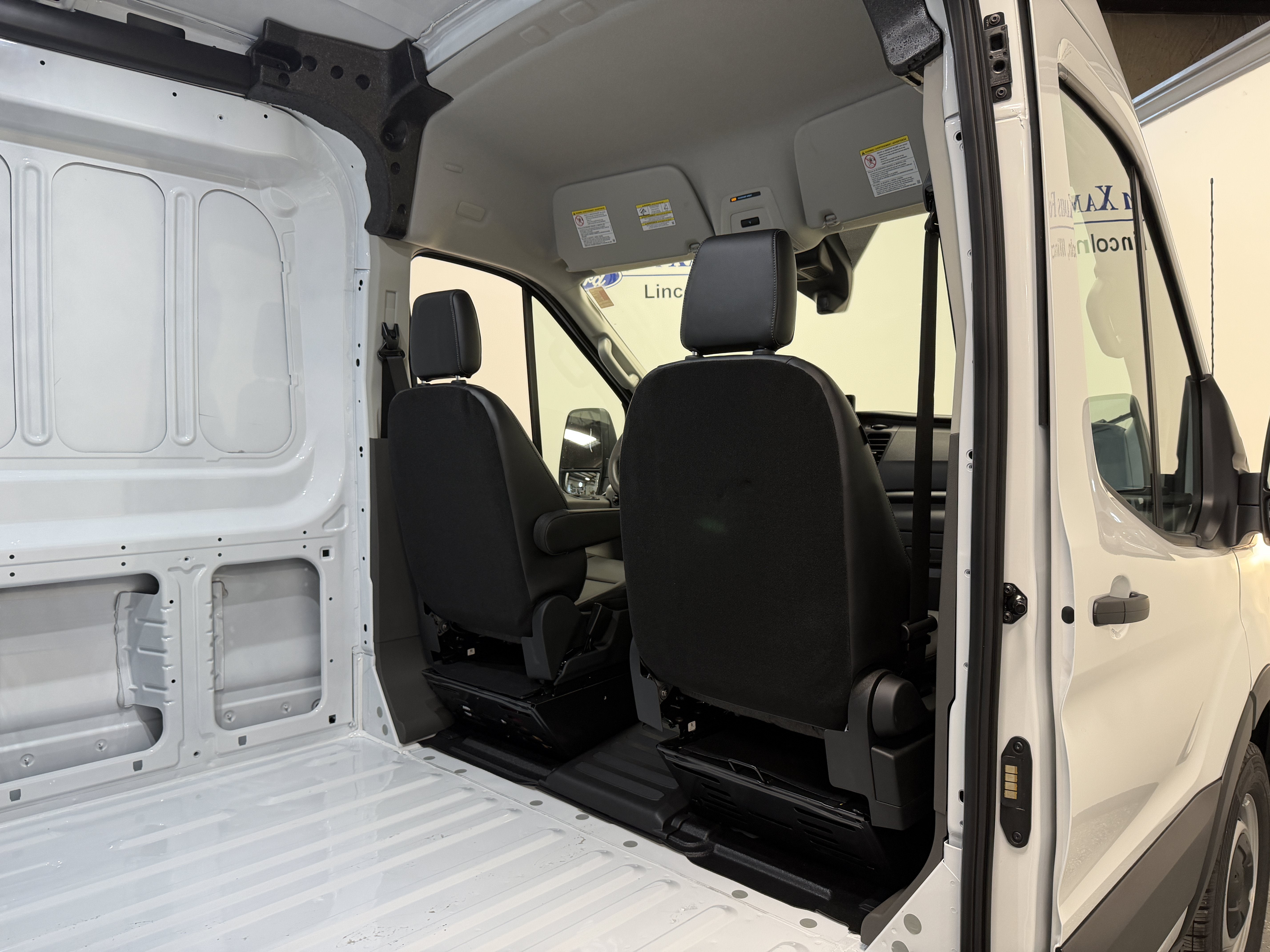 2026 Ford Transit Cargo Van Base