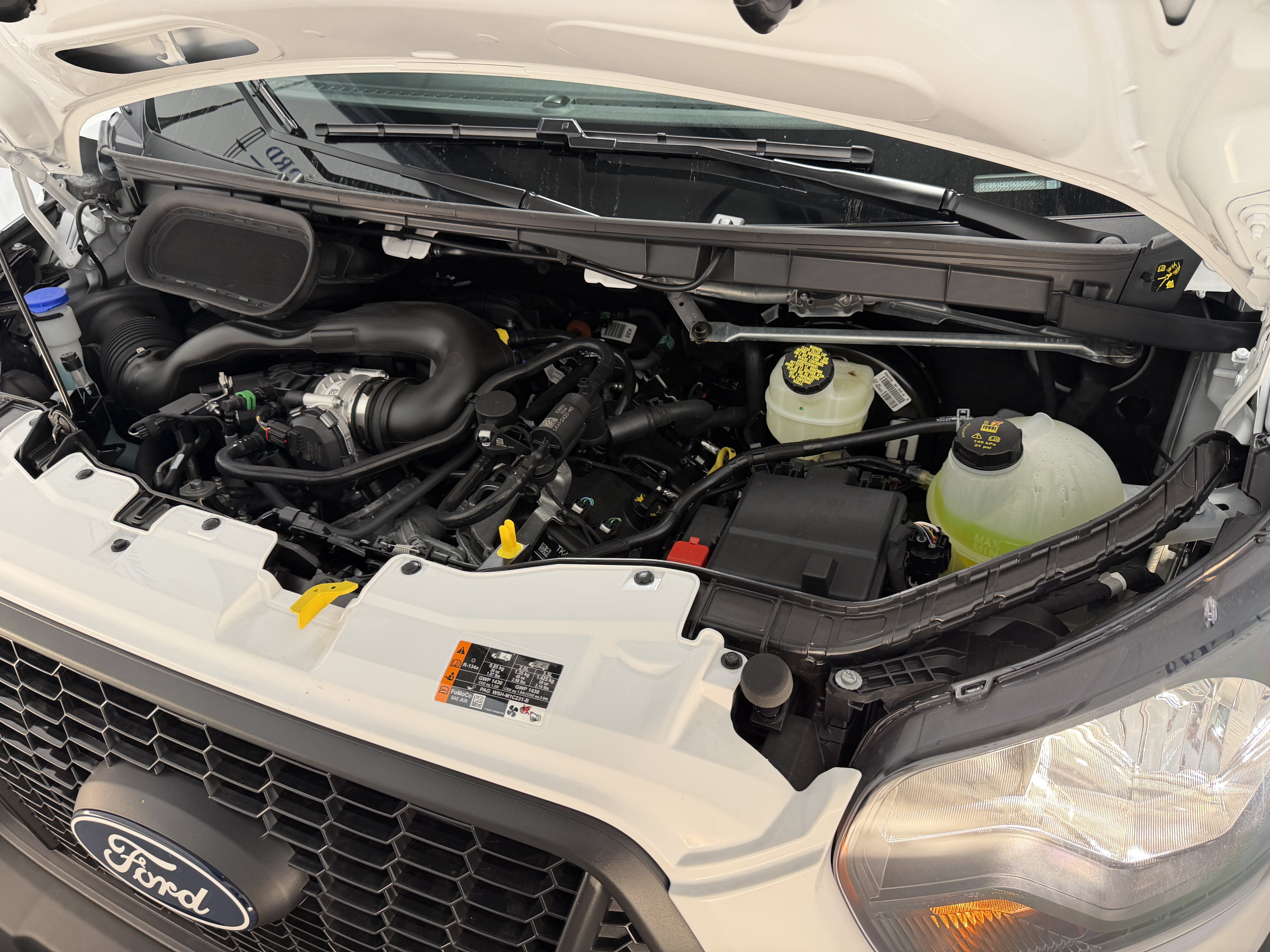 2026 Ford Transit Cargo Van Base