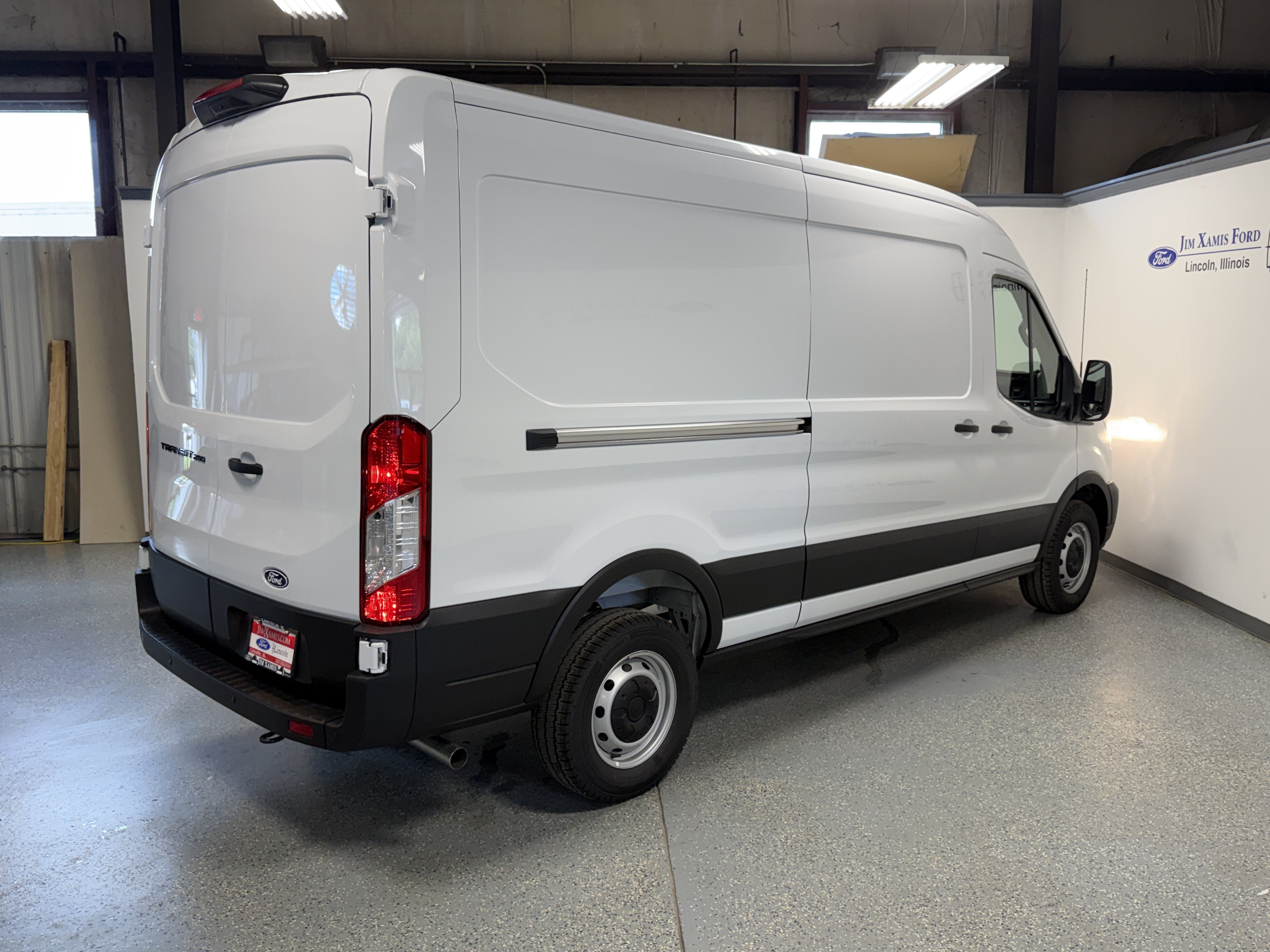 2026 Ford Transit Cargo Van Base
