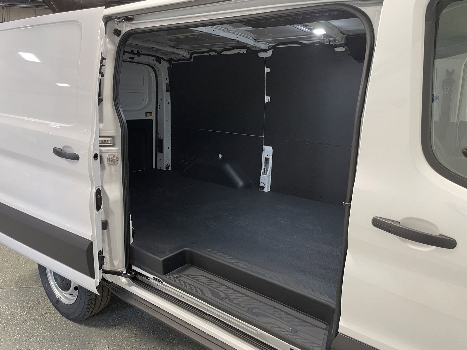 2025 Ford Transit Cargo Van Base