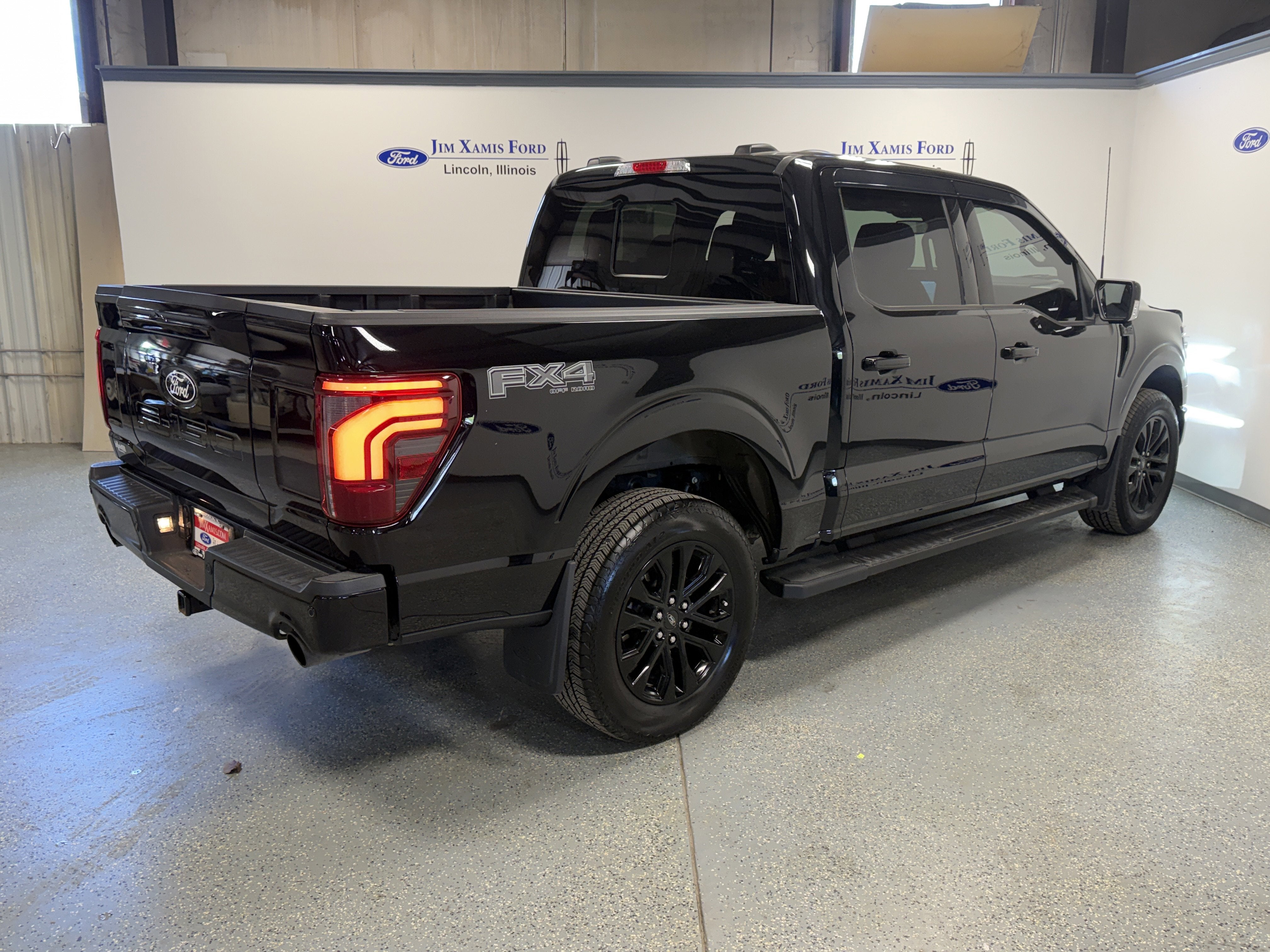2025 Ford F-150 LARIAT