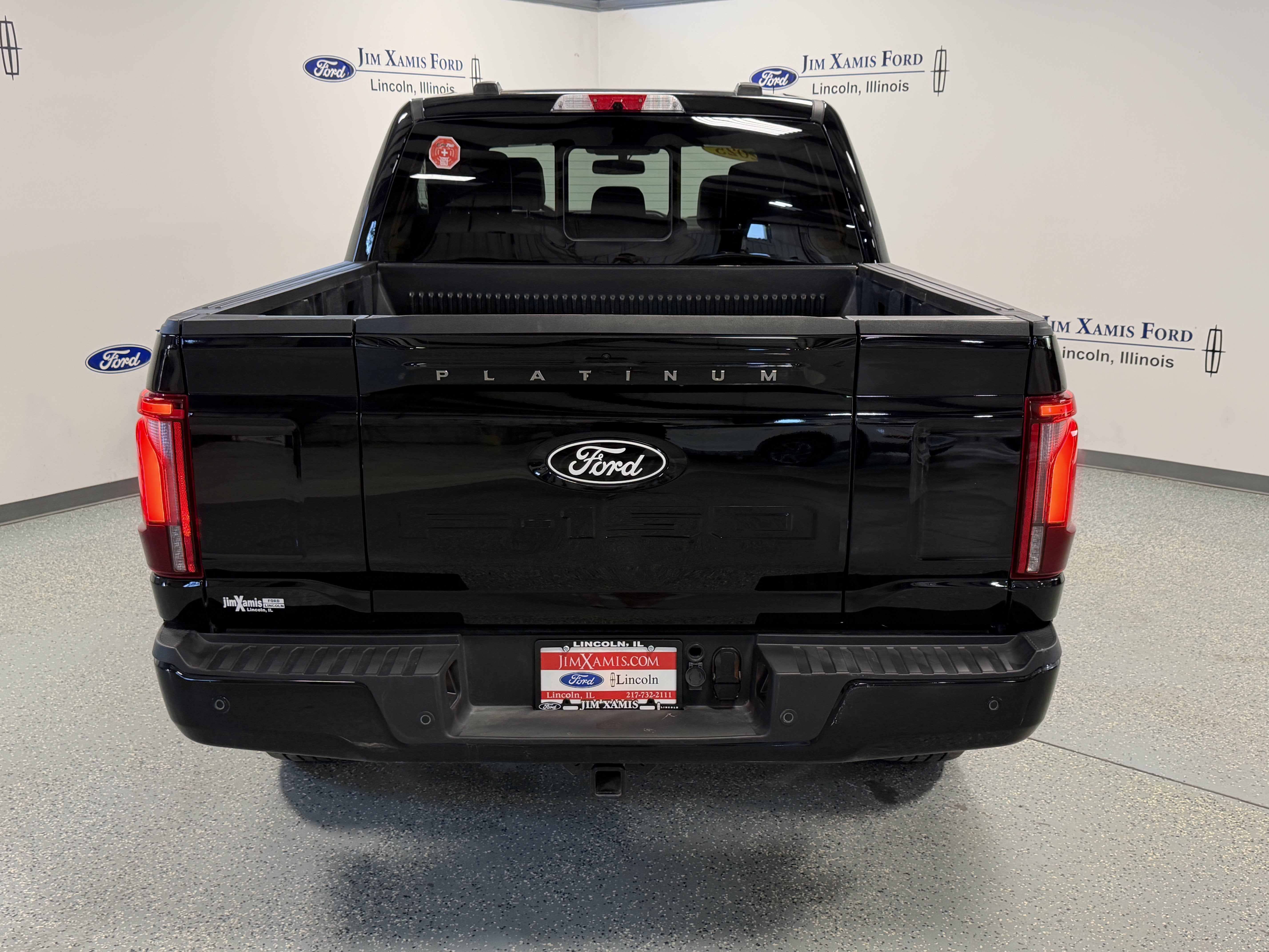 2025 Ford F-150 Platinum