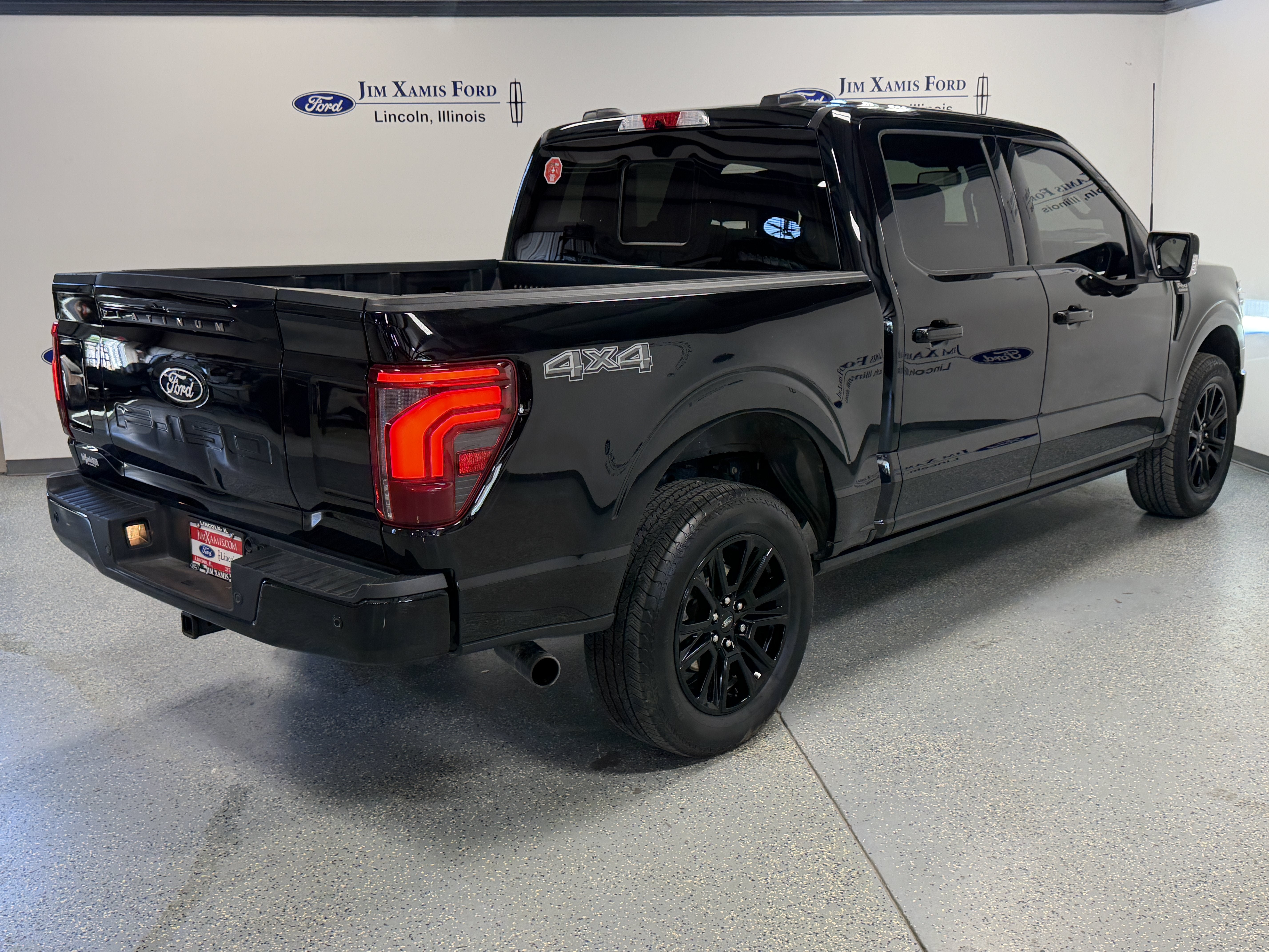 2025 Ford F-150 Platinum