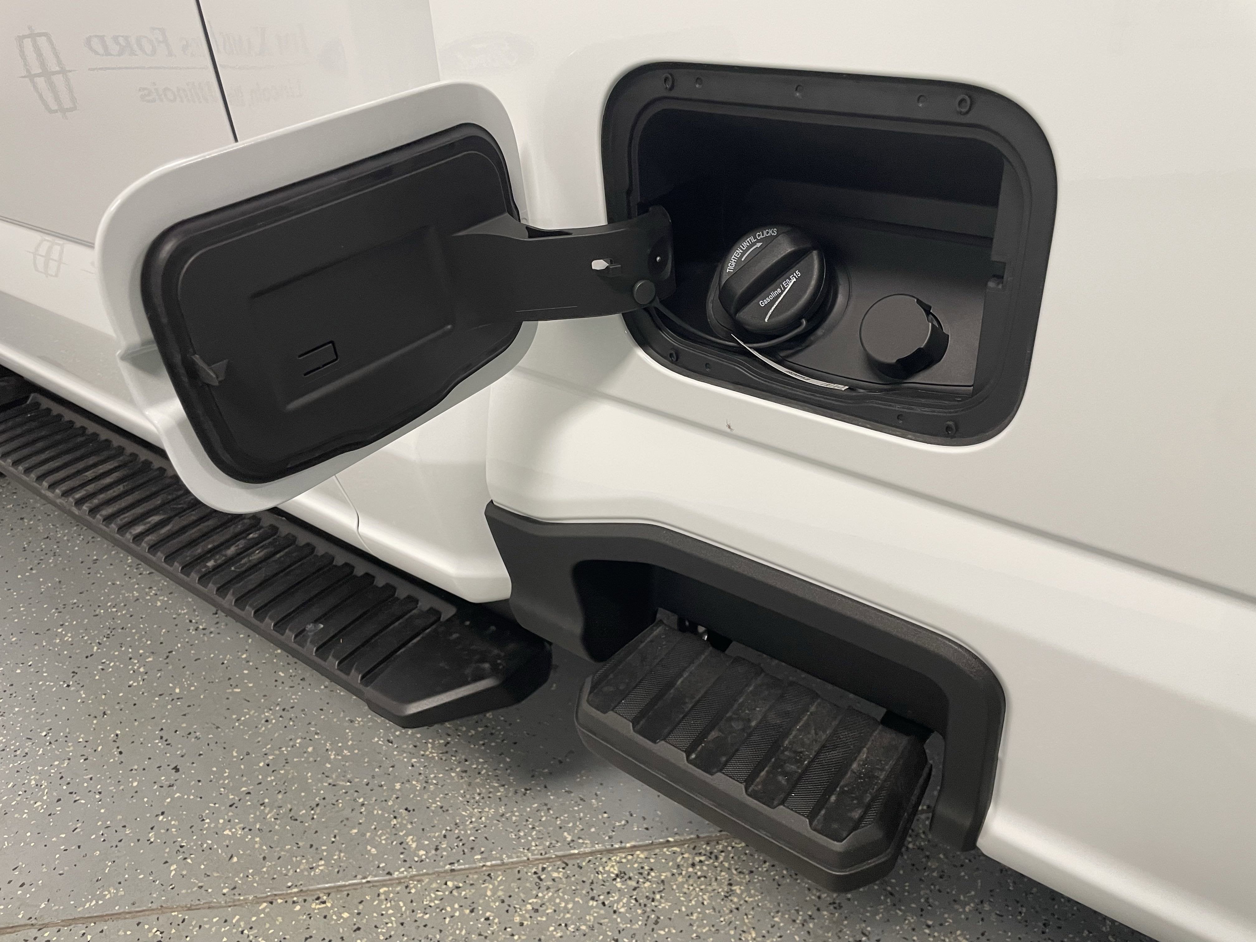 2025 Ford Super Duty F-350 SRW XL