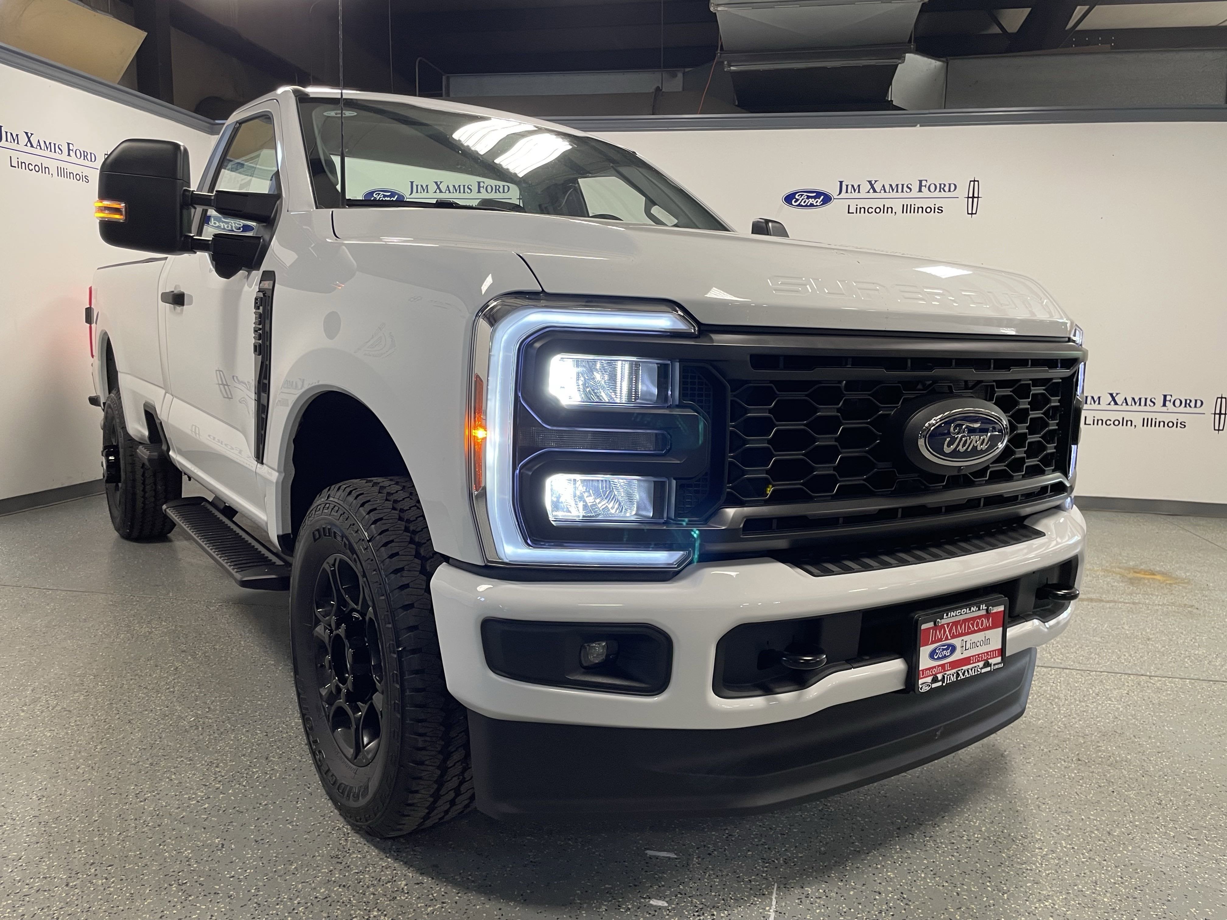2025 Ford Super Duty F-350 SRW XL
