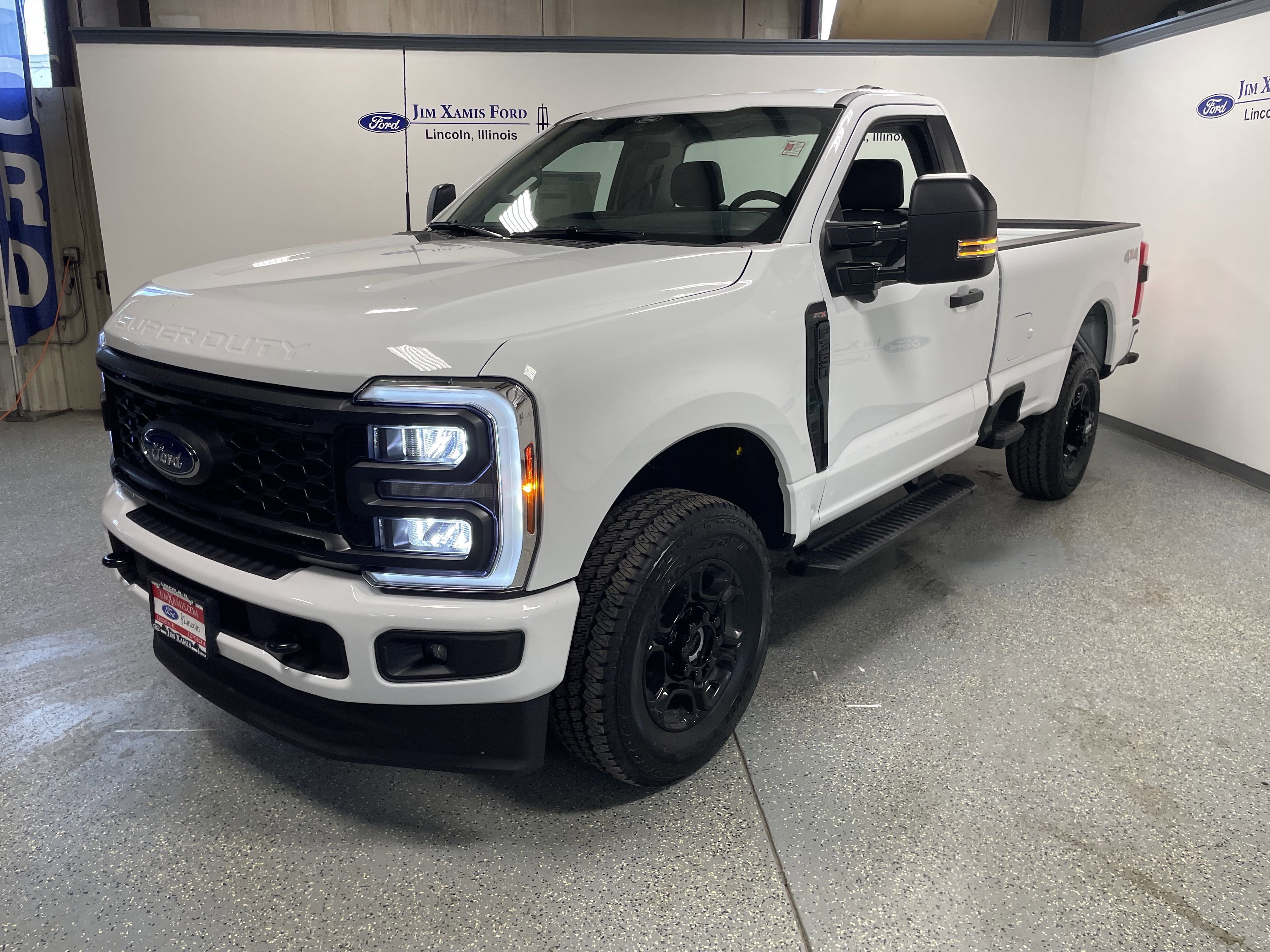 2025 Ford Super Duty F-350 SRW XL