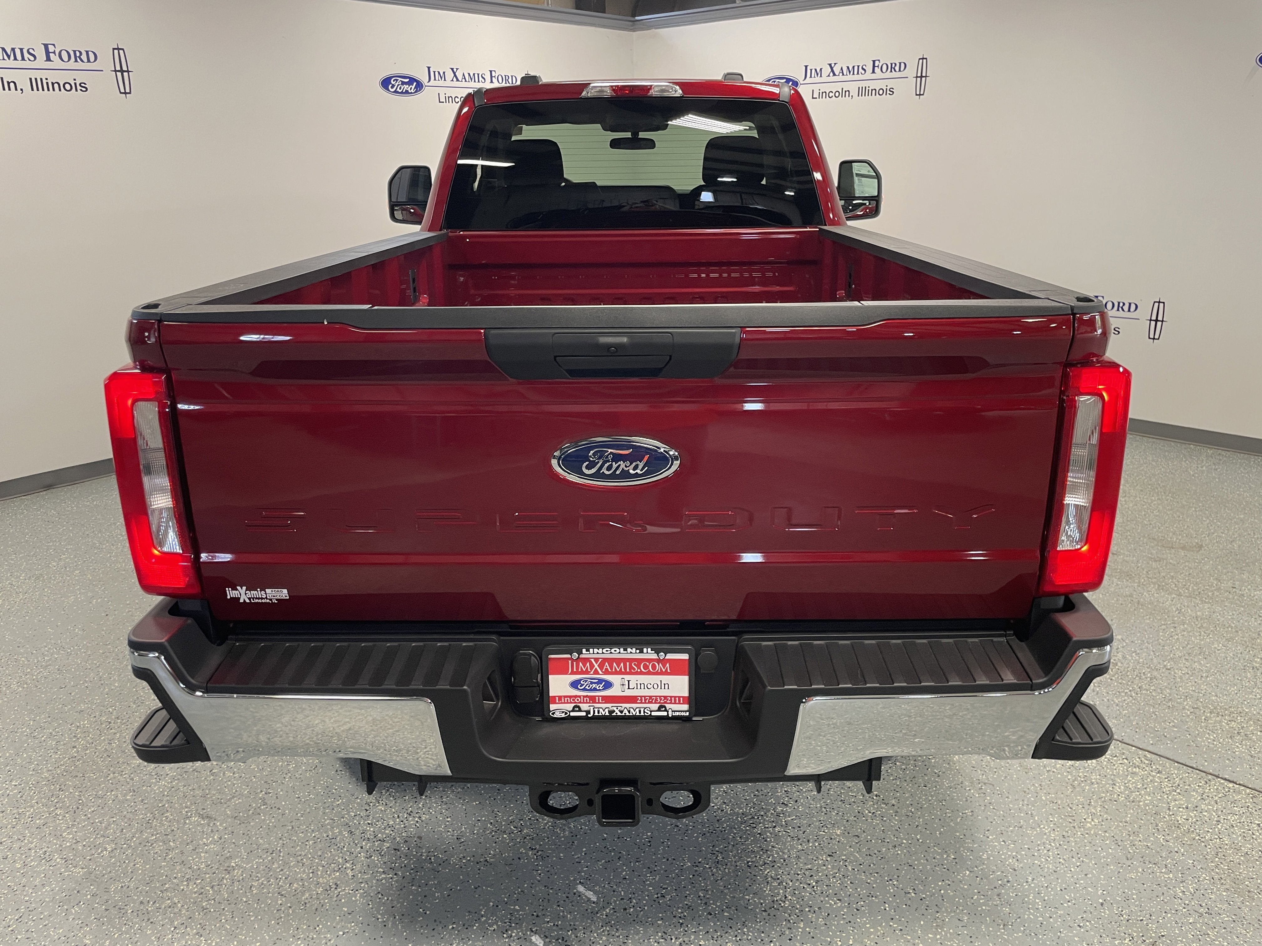 2026 Ford Super Duty F-350 SRW XLT