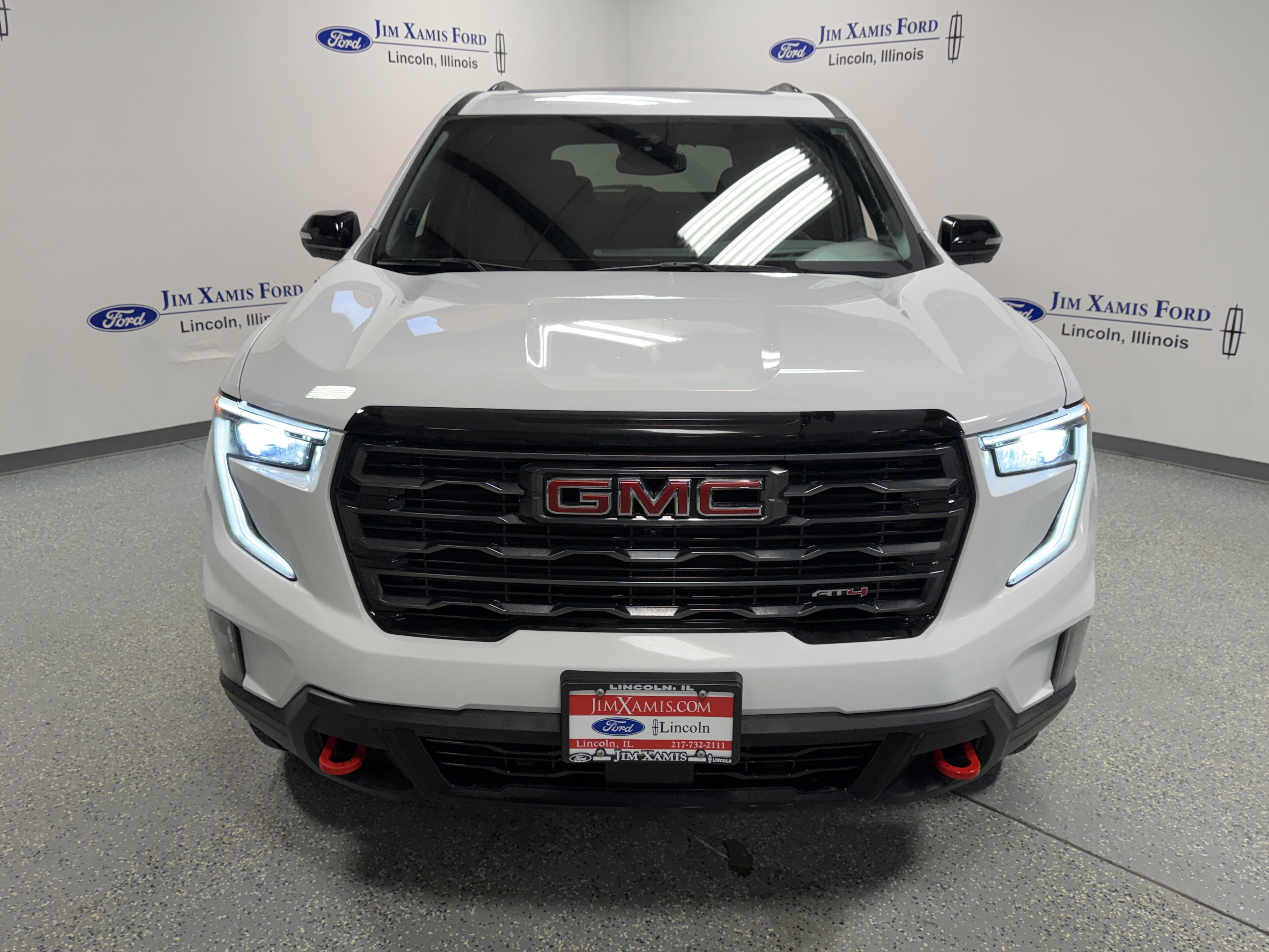 2025 GMC Acadia AWD AT4