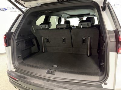 2025 GMC Acadia AWD AT4