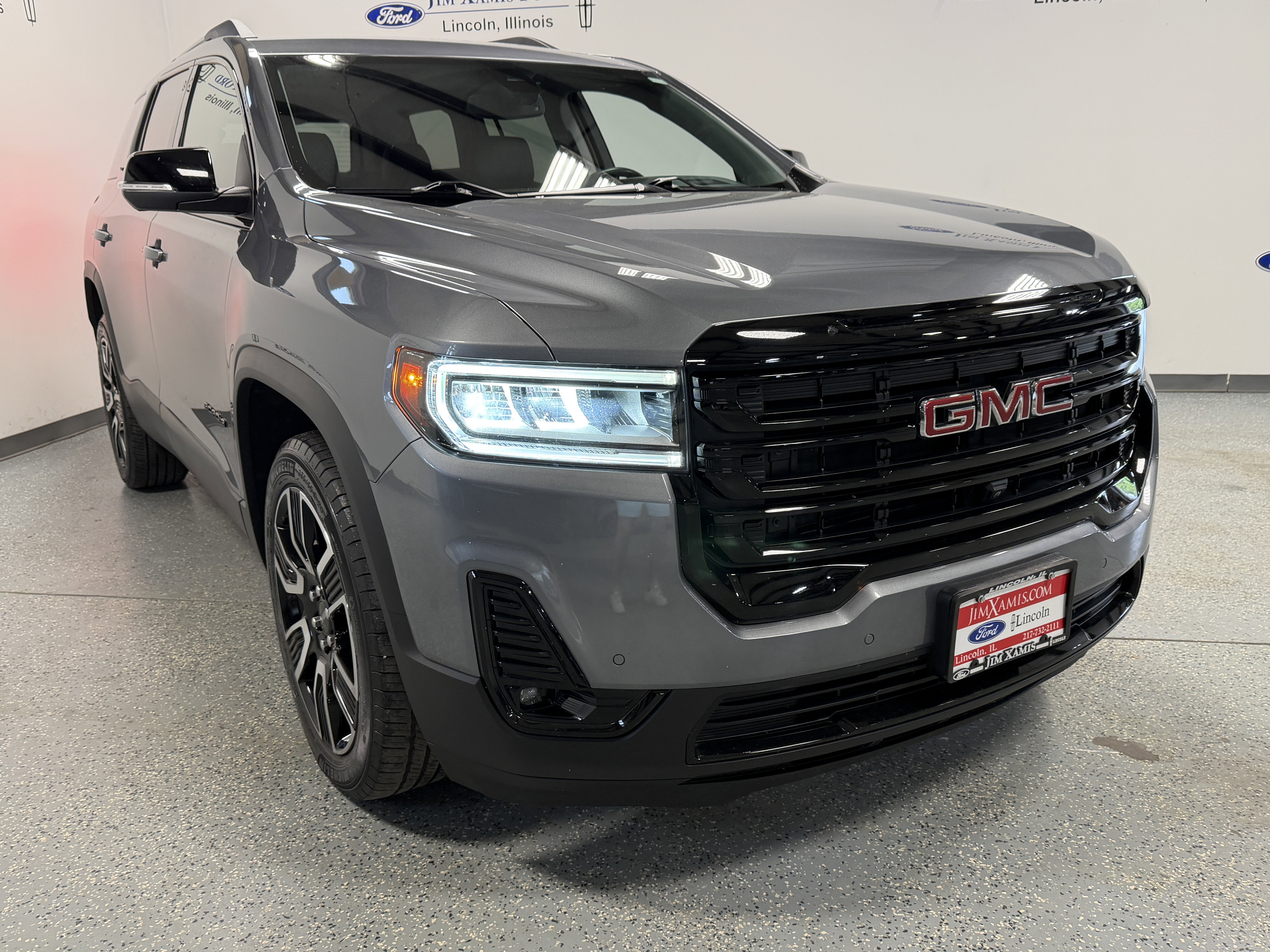 2021 GMC Acadia SLT