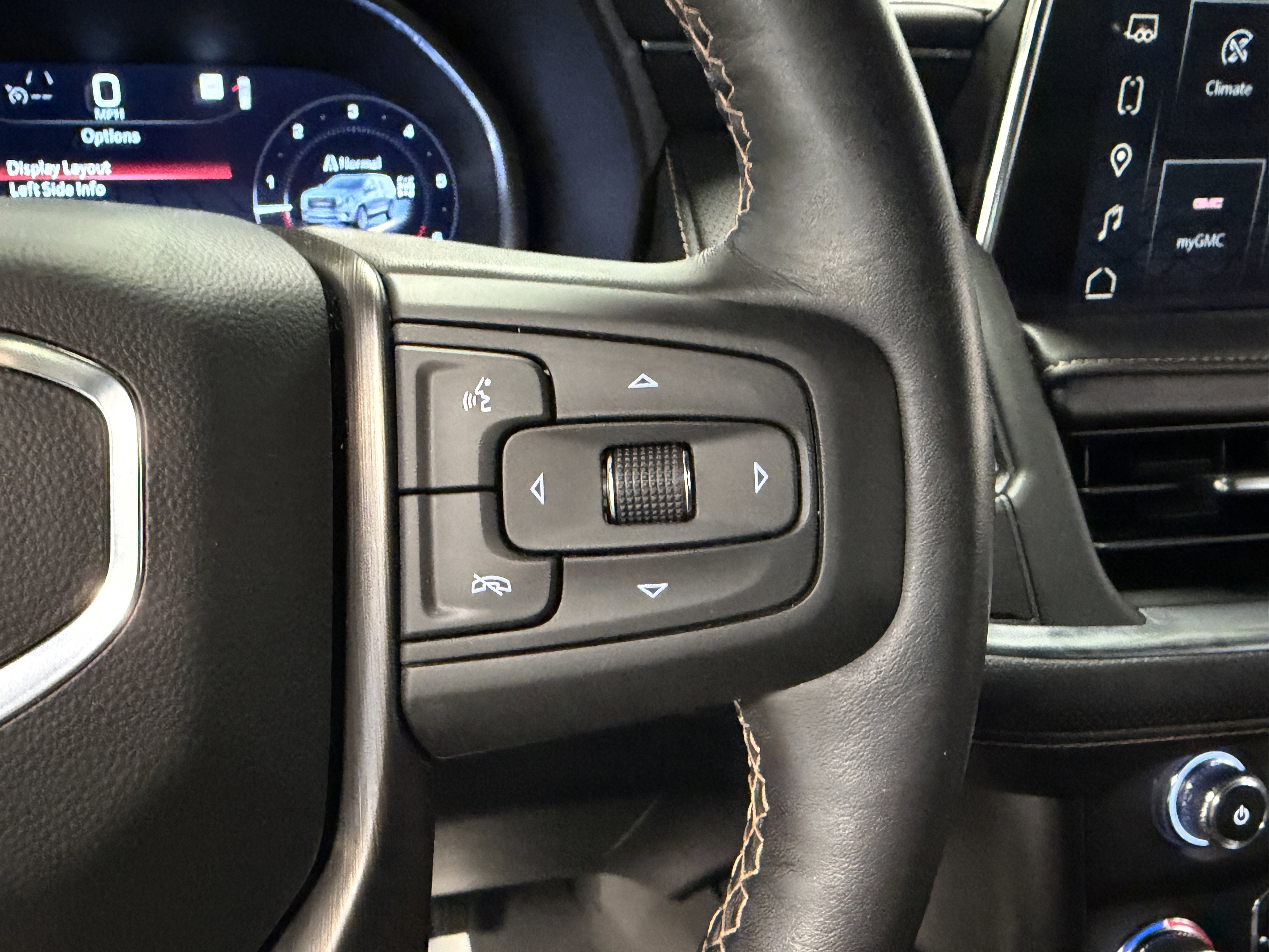 2023 GMC Yukon XL AT4